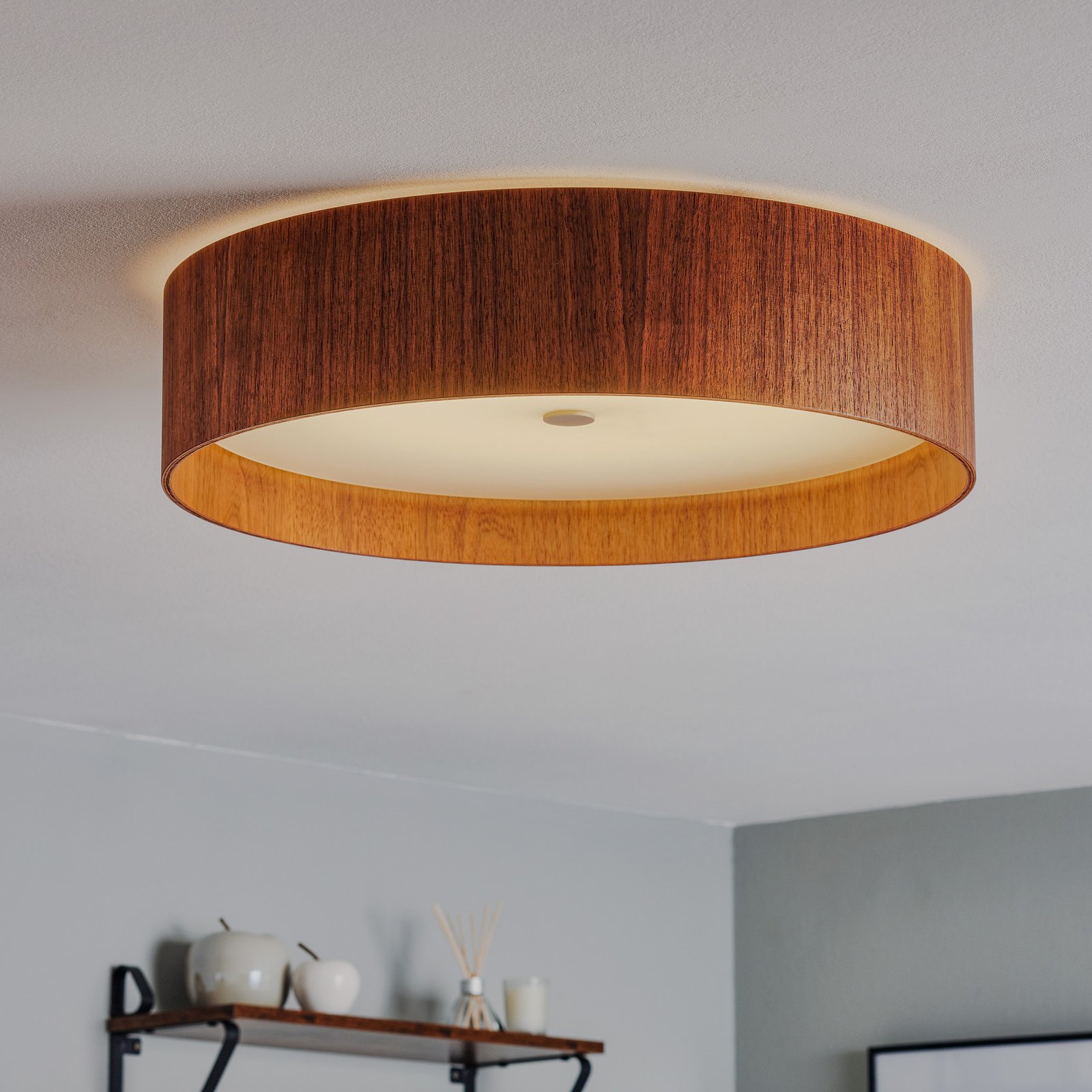 Lara wood – LED-taklampe i nøttetre 55 cm