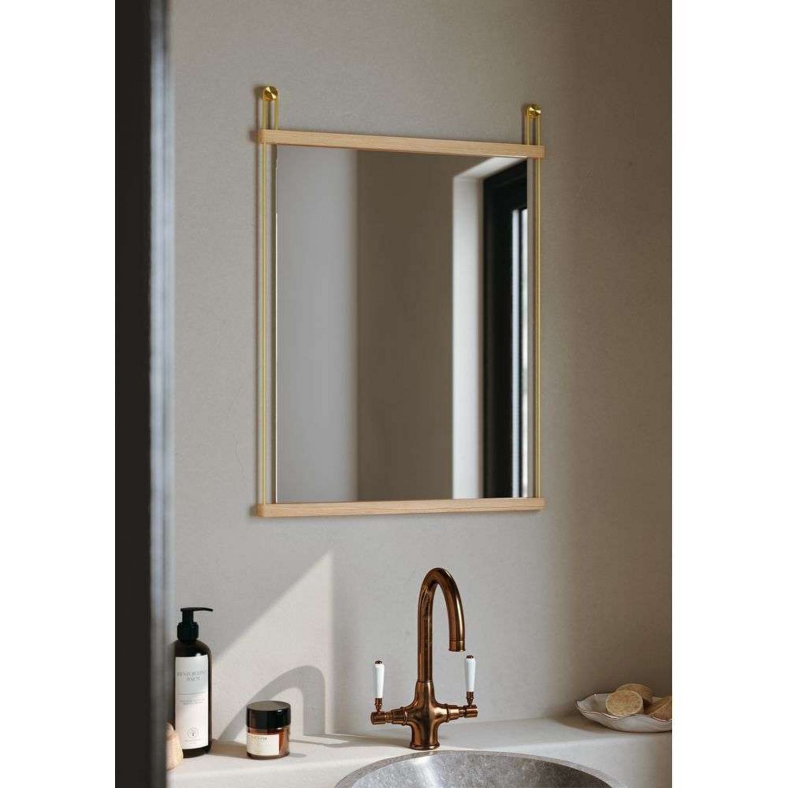 Suspended Mirror Small Stejar/Satin Alamă - Woud