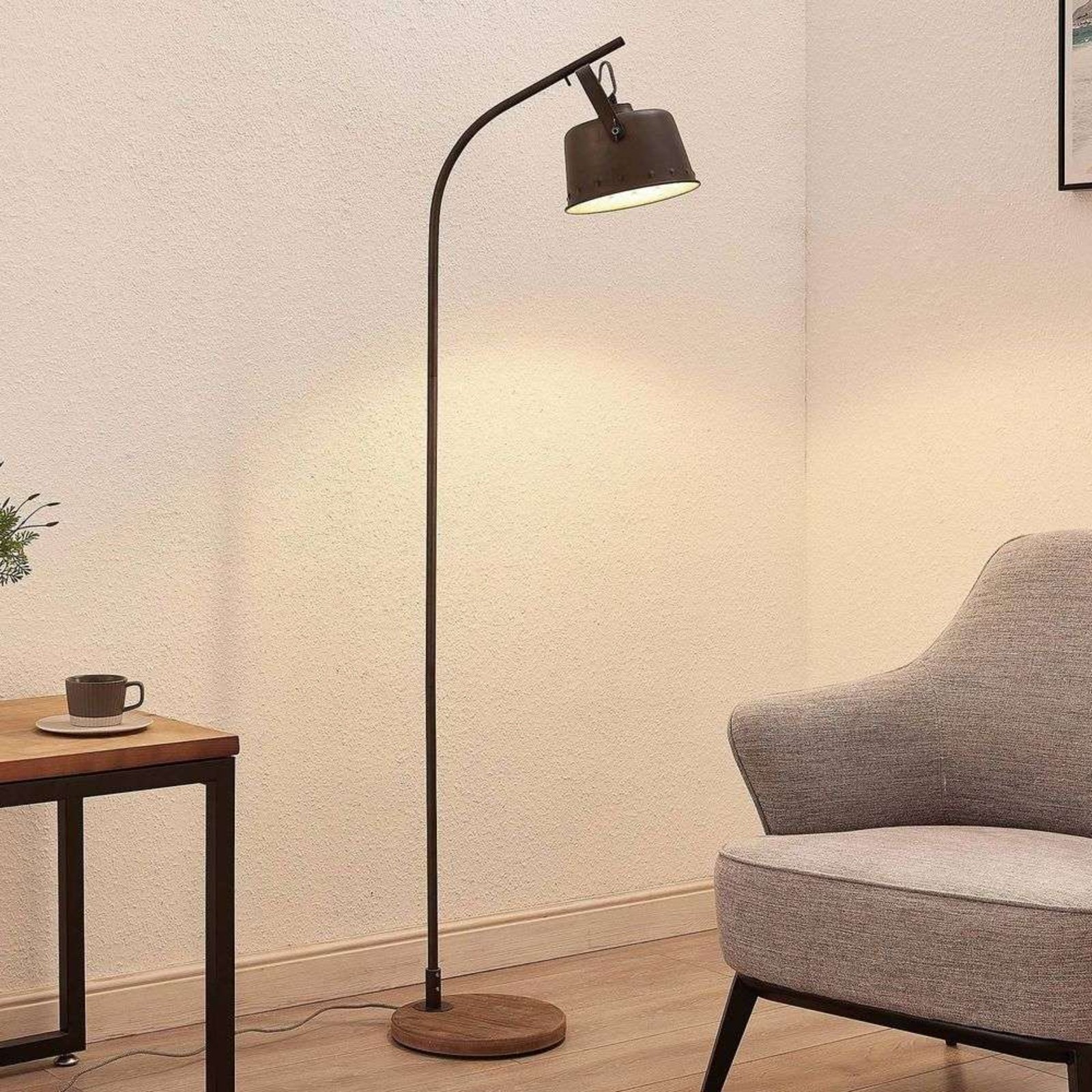 Rubinjo Floor Lamp Wood/Black - Lindby
