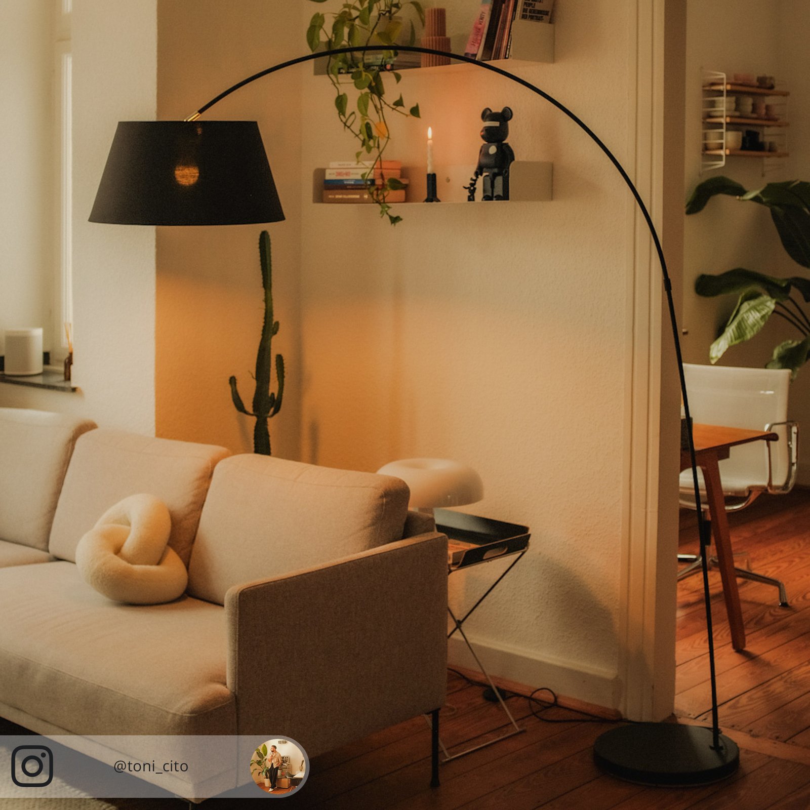 Esti Floor Lamp Black/Gold - Lindby