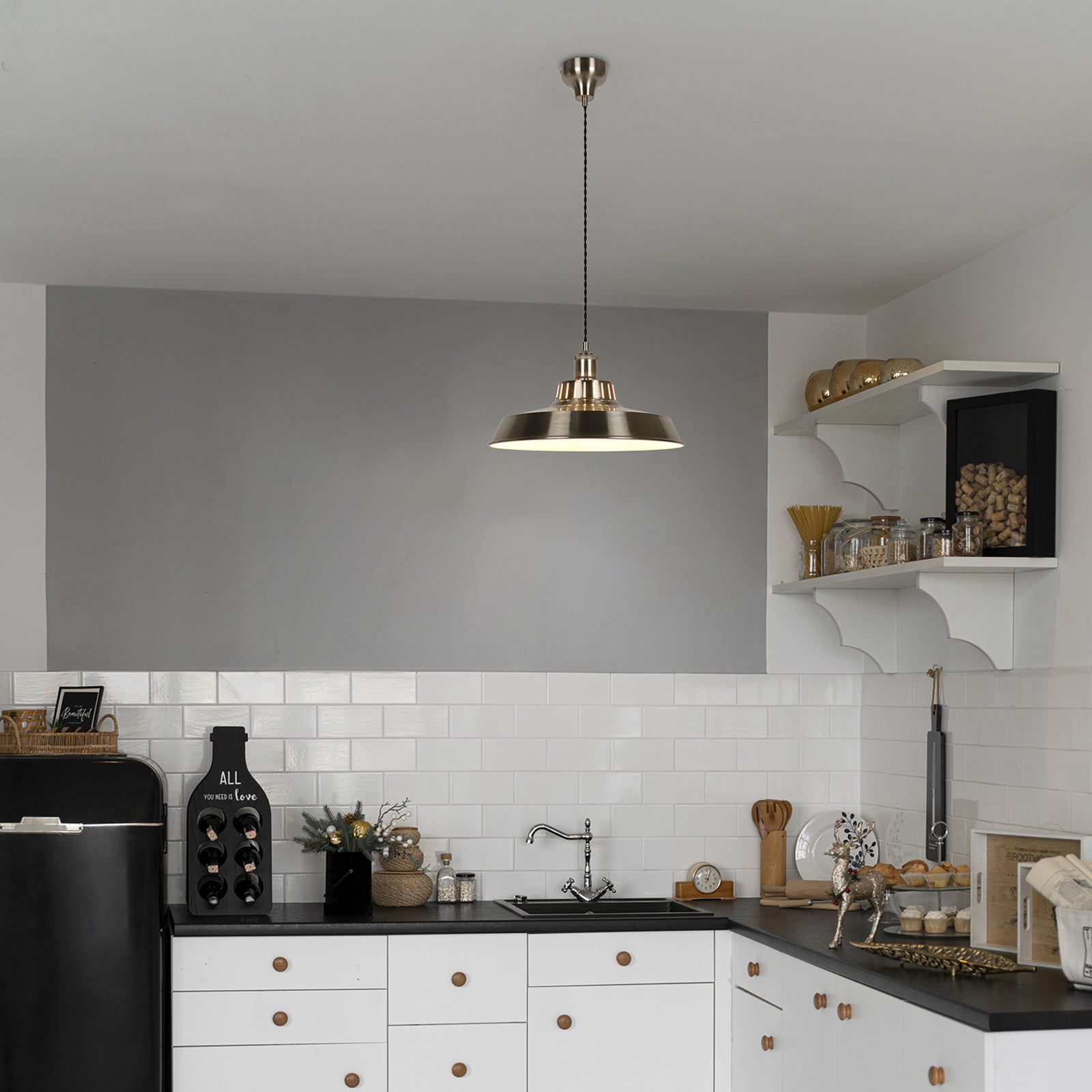 Lampada a sospensione Thelma color alluminio Ø 38 cm - COREP SAS Lampada a sospensione Thelma color alluminio Ø 38 cm - COREP SAS