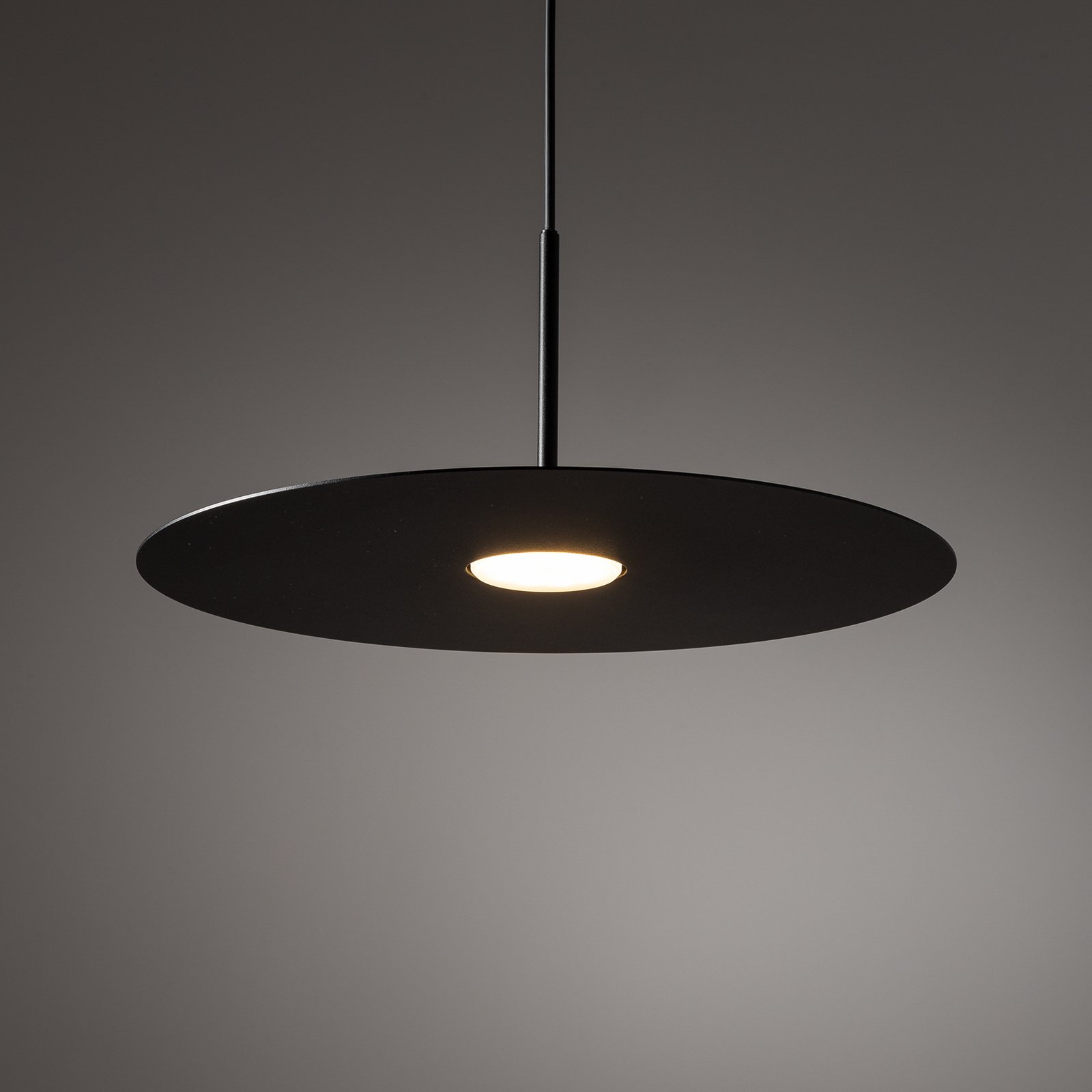 Závěsné světlo Simone, černé, ocel, Ø 40 cm, GX53