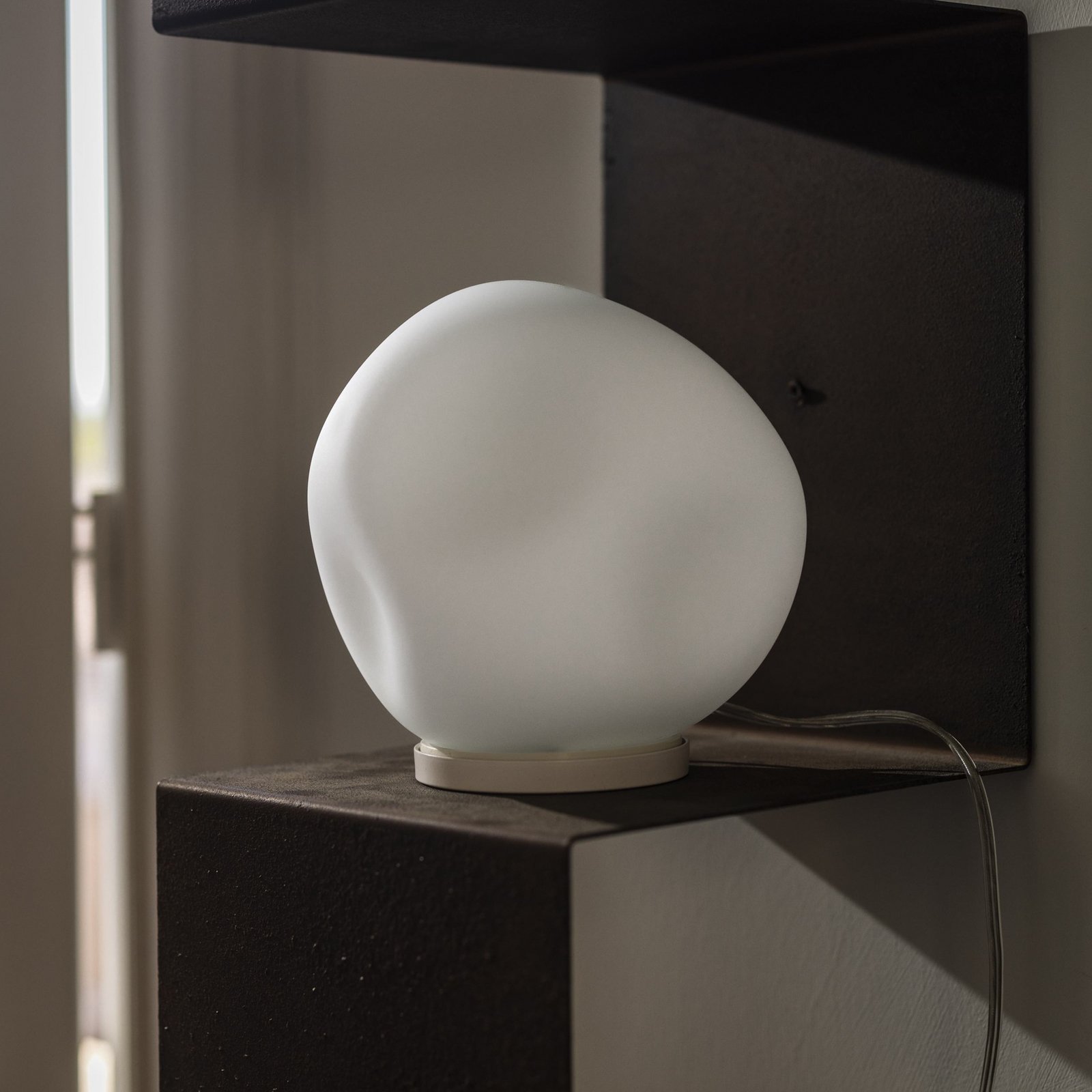 Hoba Midi Tischlampe, Ø 19 cm, dimmbar, Glas - Foscarini