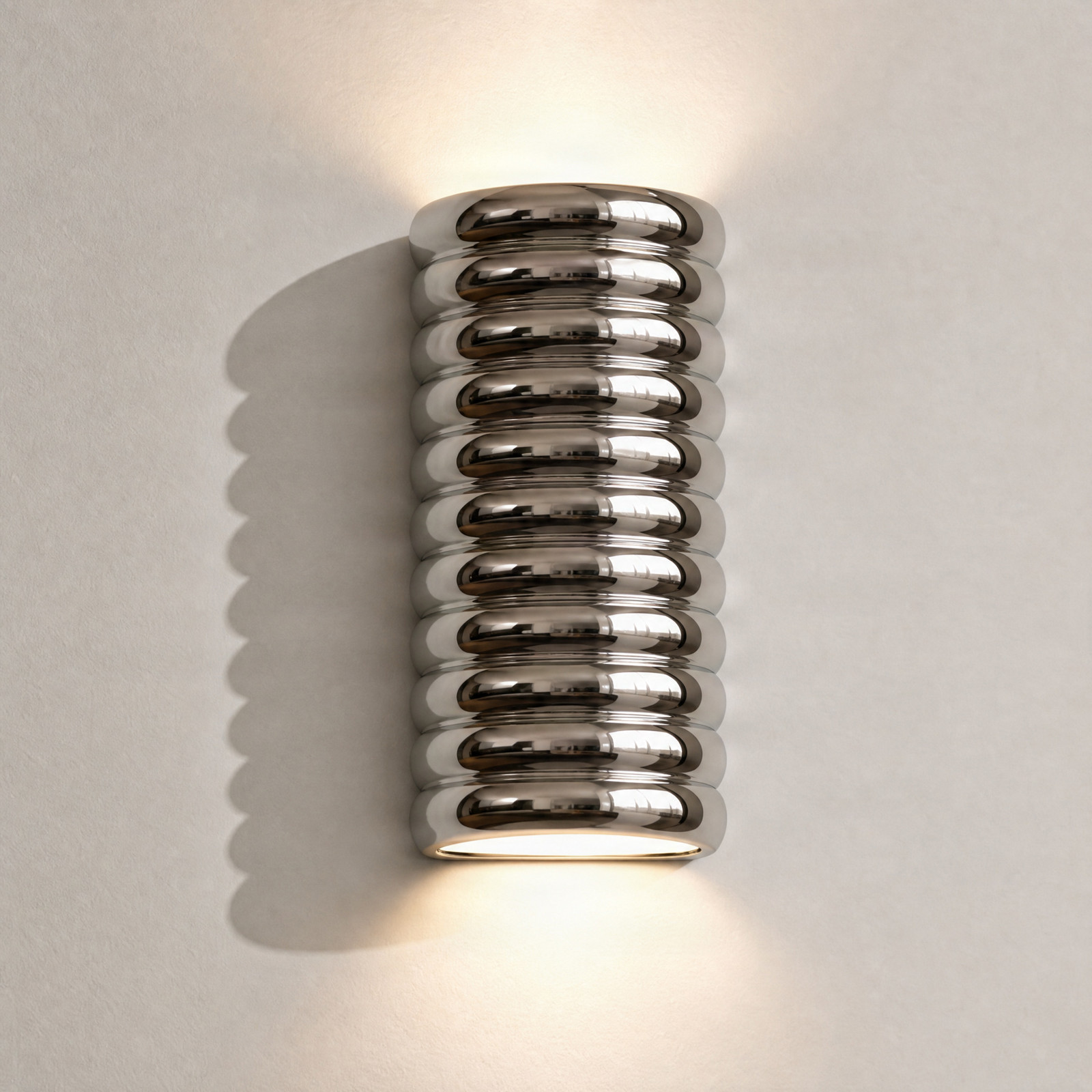 LED стенна лампа „Riff“ от Lucande, сребриста, керамика, височина 25 см