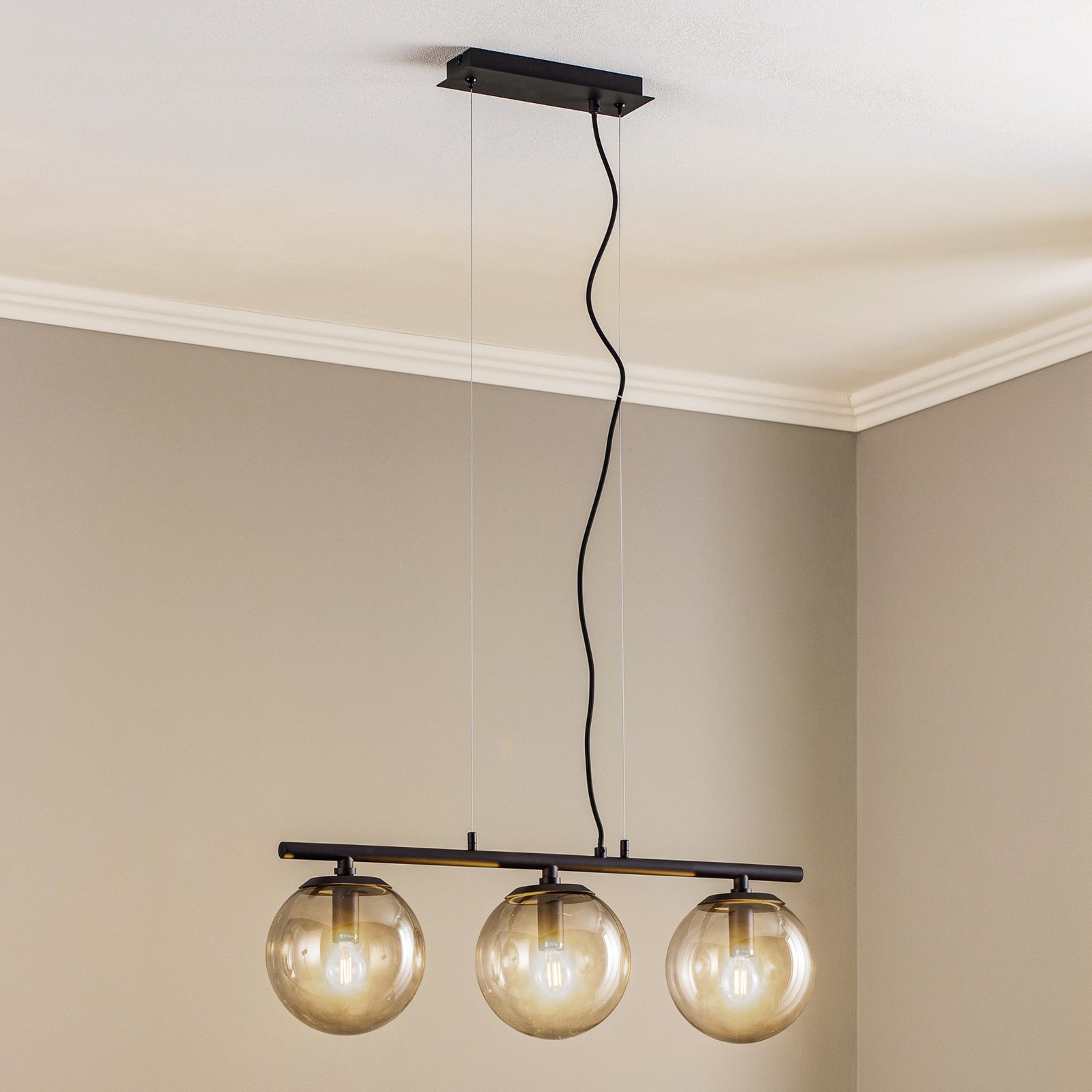 Lucande Sotiana suspension 3 lampes allongée noire