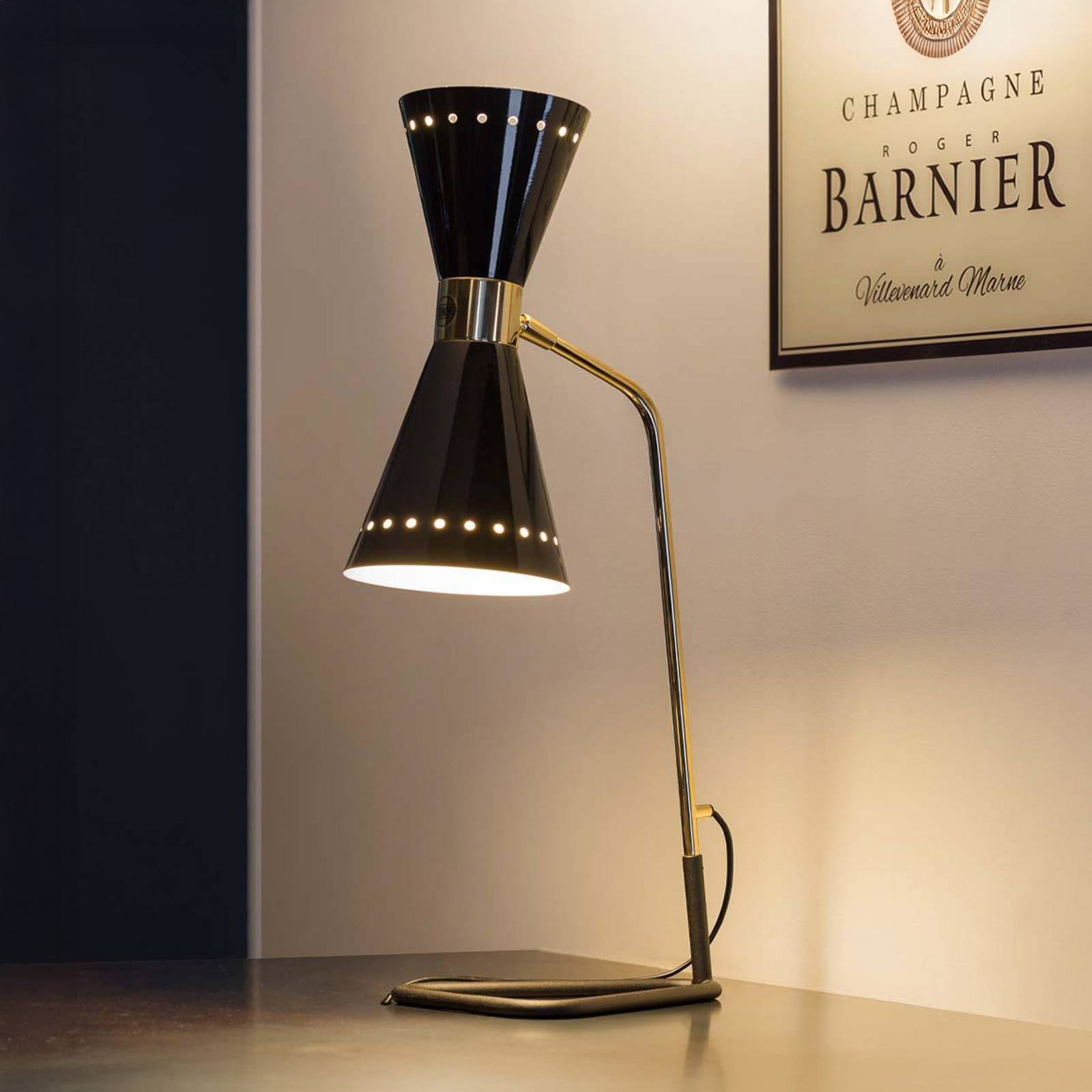 Stilnovo Tischlampe Megafono, schwarz, Höhe 62 cm, Metall günstig online kaufen