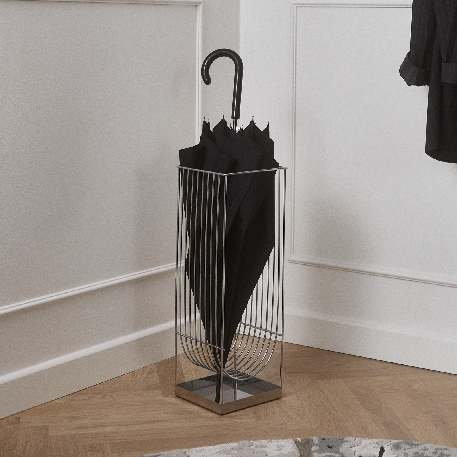 AYTM umbrella stand Curva, silver, height 56 cm, steel