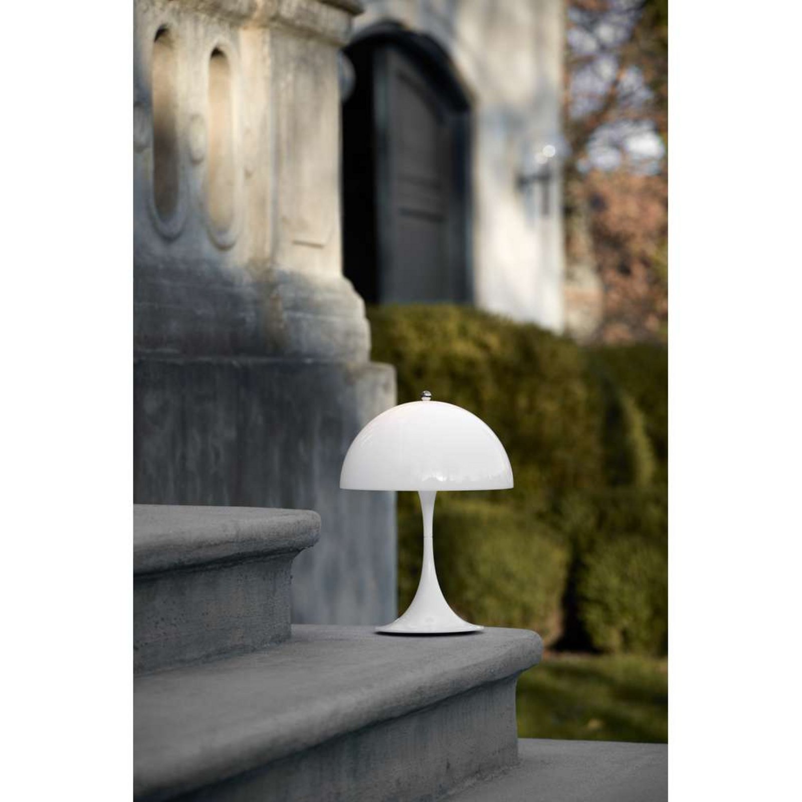 Panthella 250 Portable Table Lamp Opal - Louis Poulsen