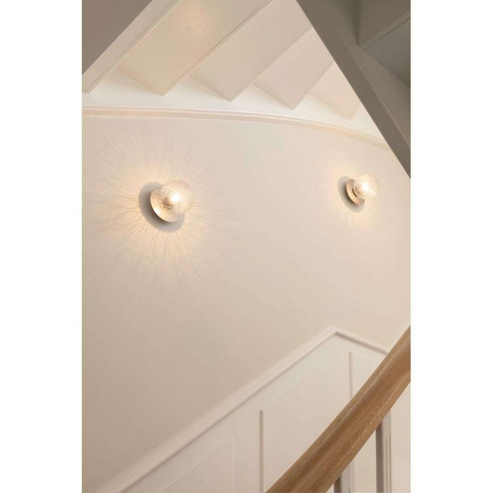 Nuura Liila 1 candeeiro de parede, Ø 14 cm, IP44, prateado/transparente