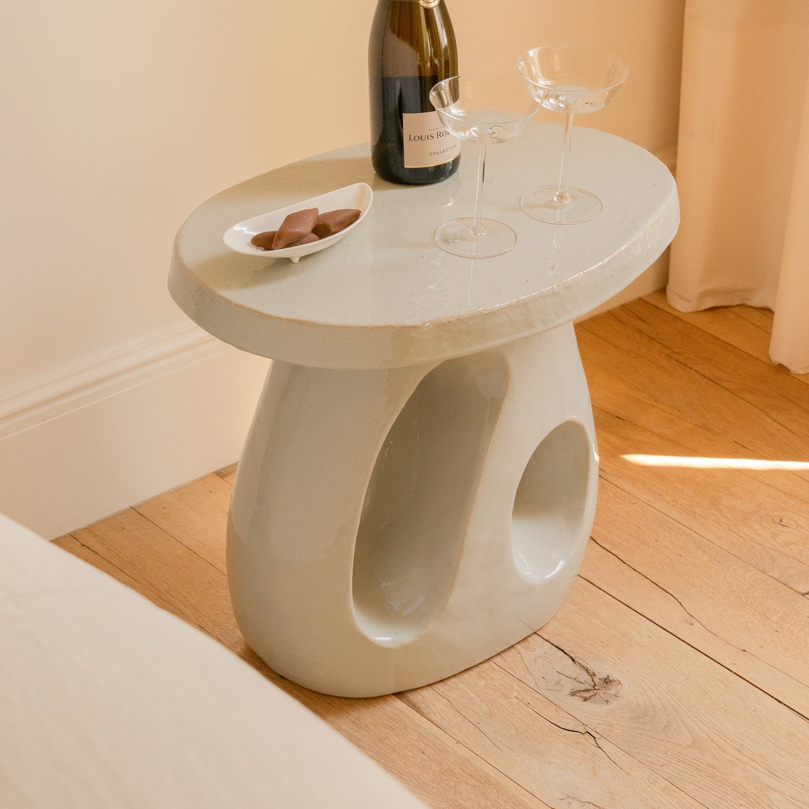 10 GREY AMÉ sidebord, keramik, højde 45 cm – Serax 10 GREY AMÉ sidebord, keramik, højde 45 cm – Serax