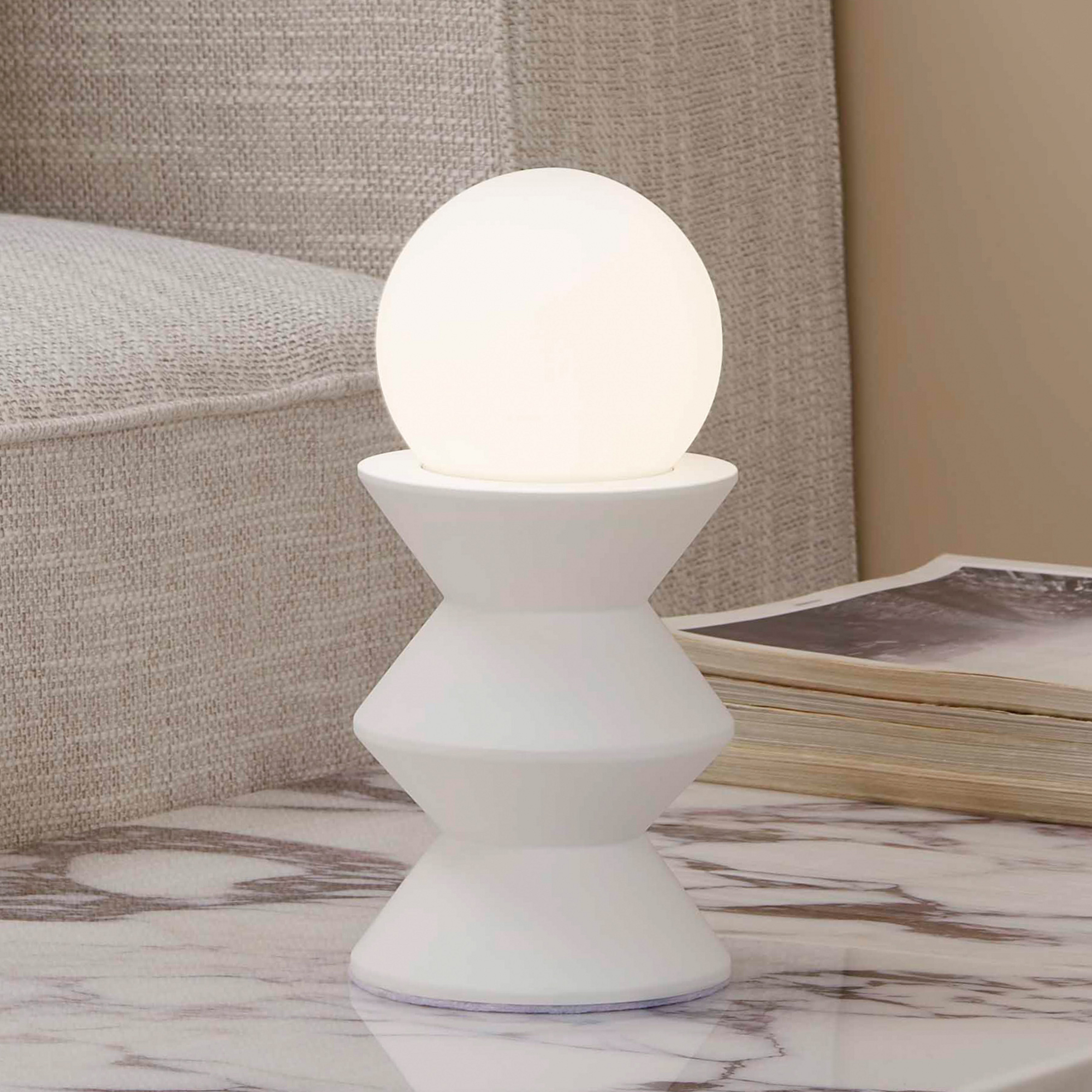 Lampe à poser Lindby Nielson, blanche, hauteur abat-jour 9 cm, plâtre