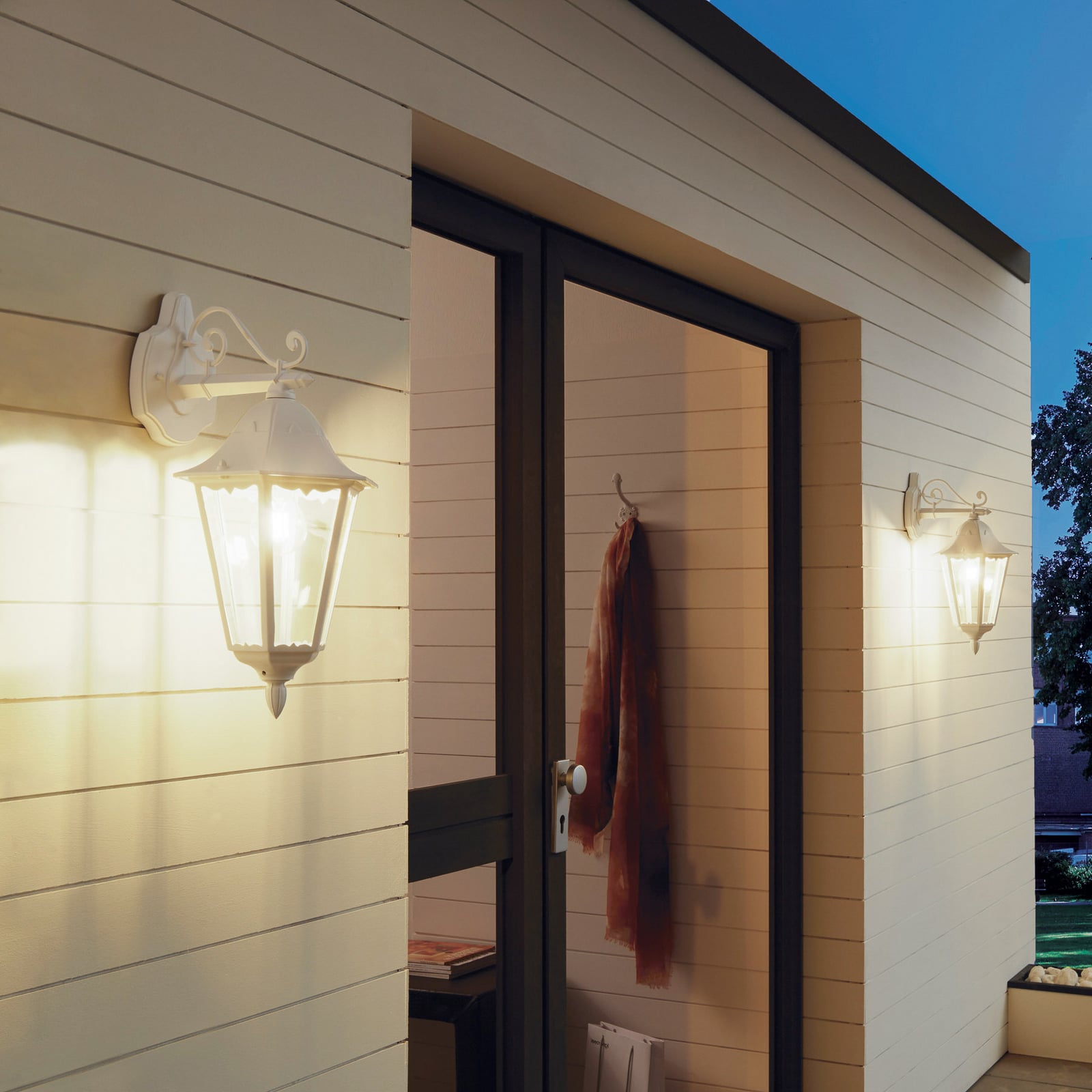 Außenwandlampe Navedo, weiß, Höhe 47 cm, Metall, abwärts