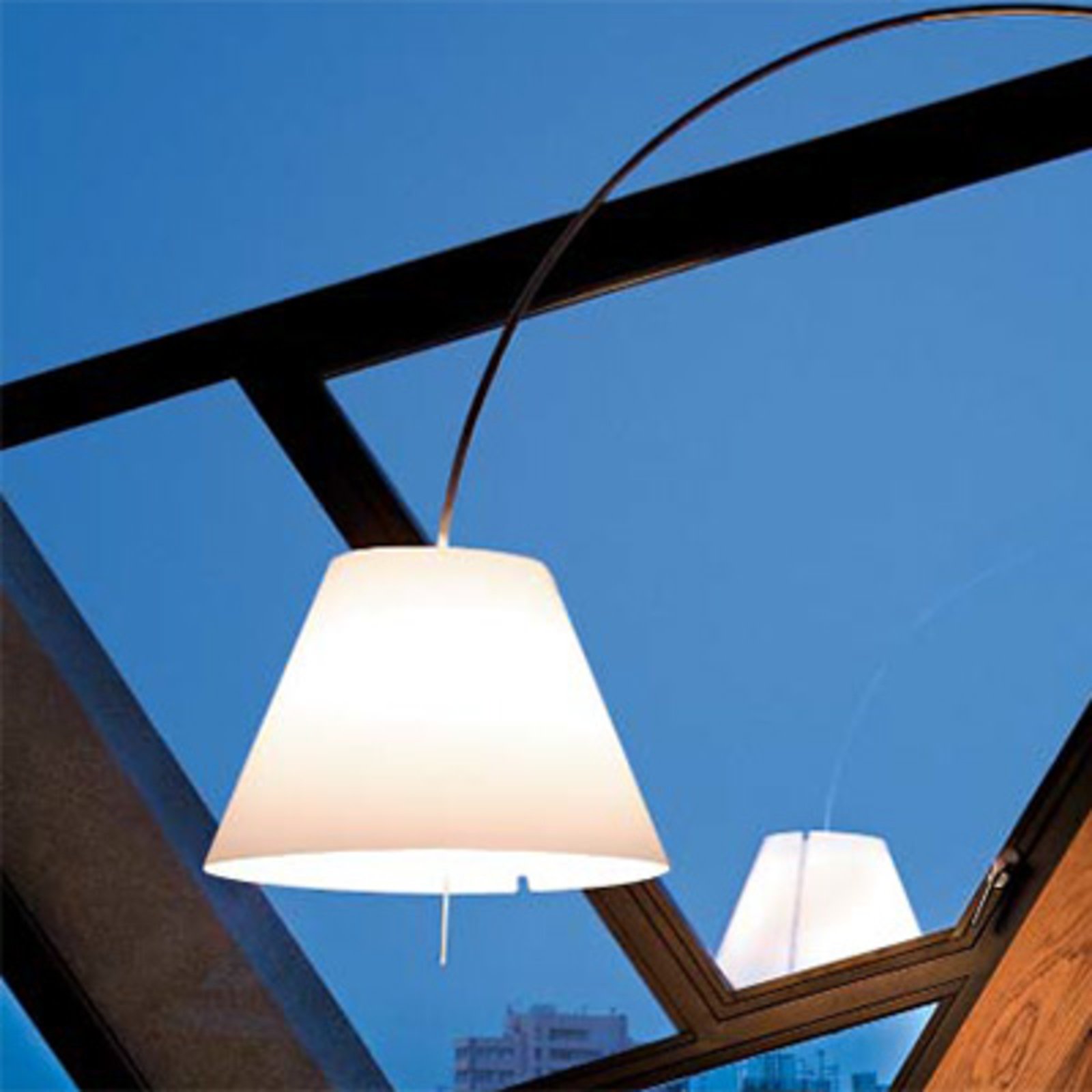 Lady Costanza Lampadaire avec Variateur Blanc/Aluminium - Luceplan