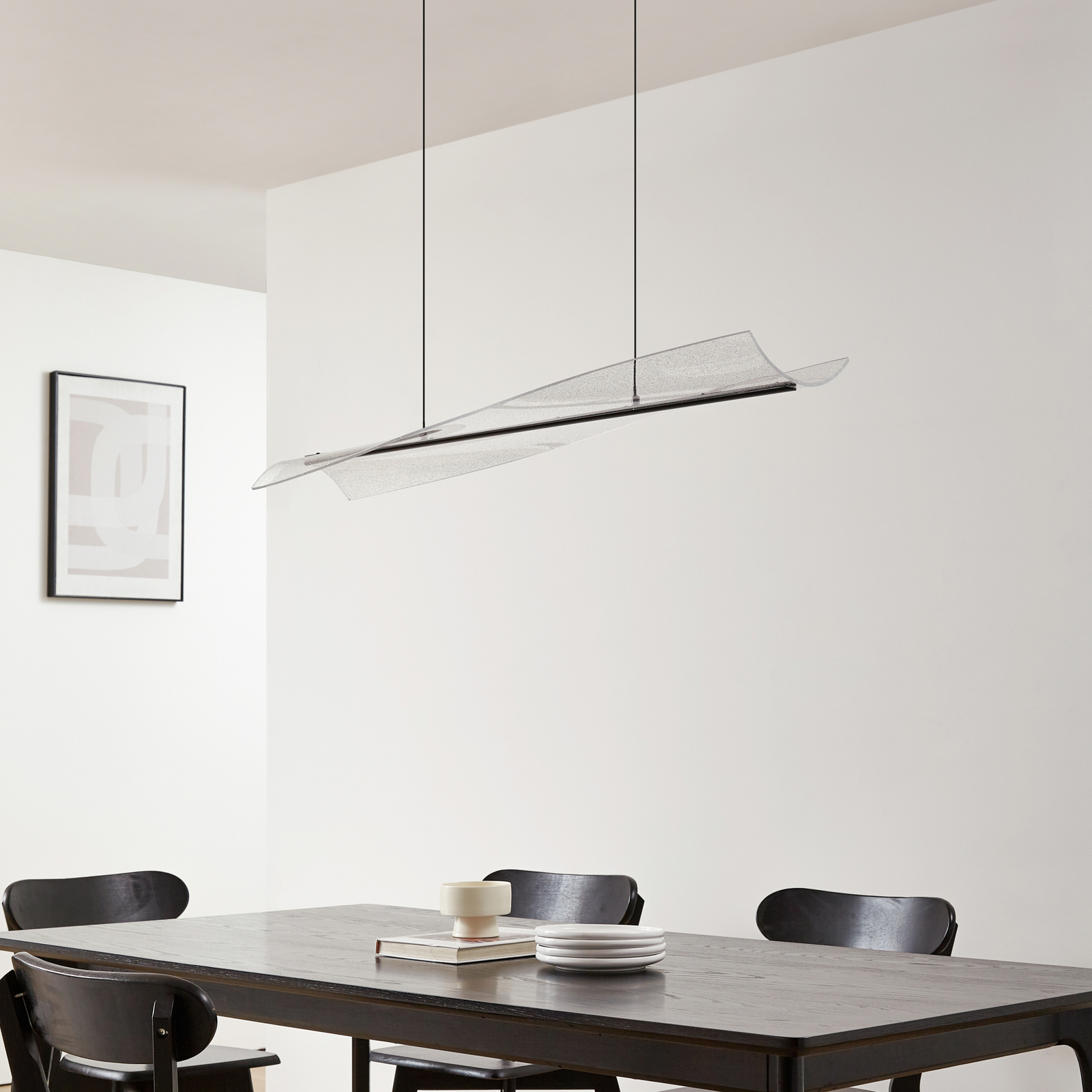 Lucande LED piekaramā lampa Vellia, melna, garums 112 cm, CCT