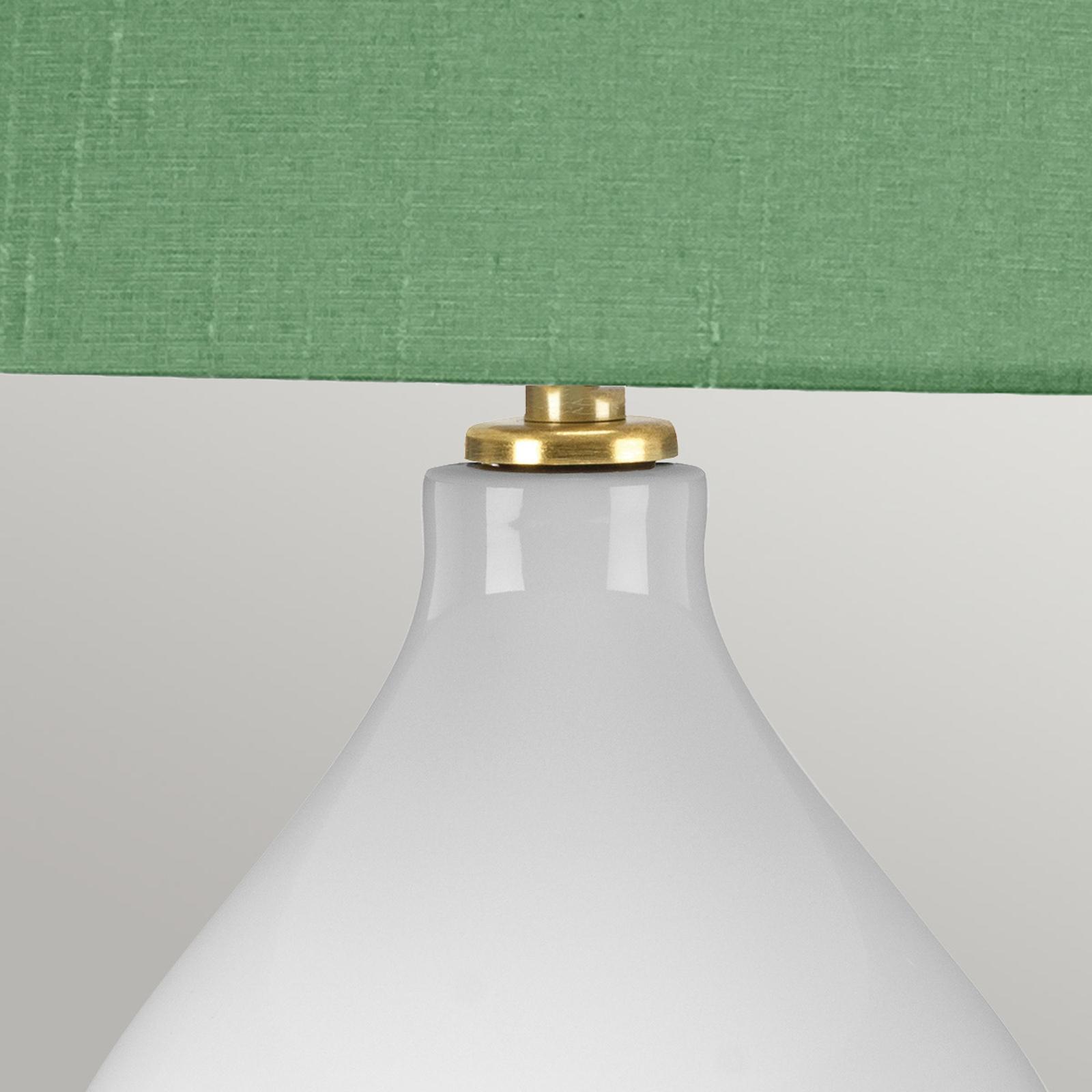 Текстилна настолна лампа Isla месинг антик/зелен