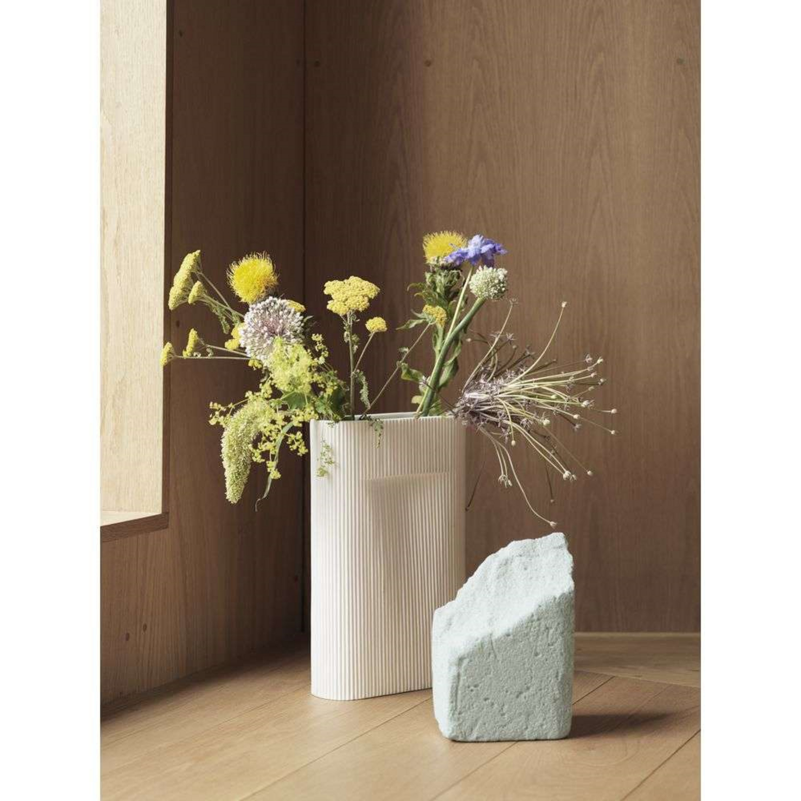 Ridge Vase H48,5 Off-White - Muuto