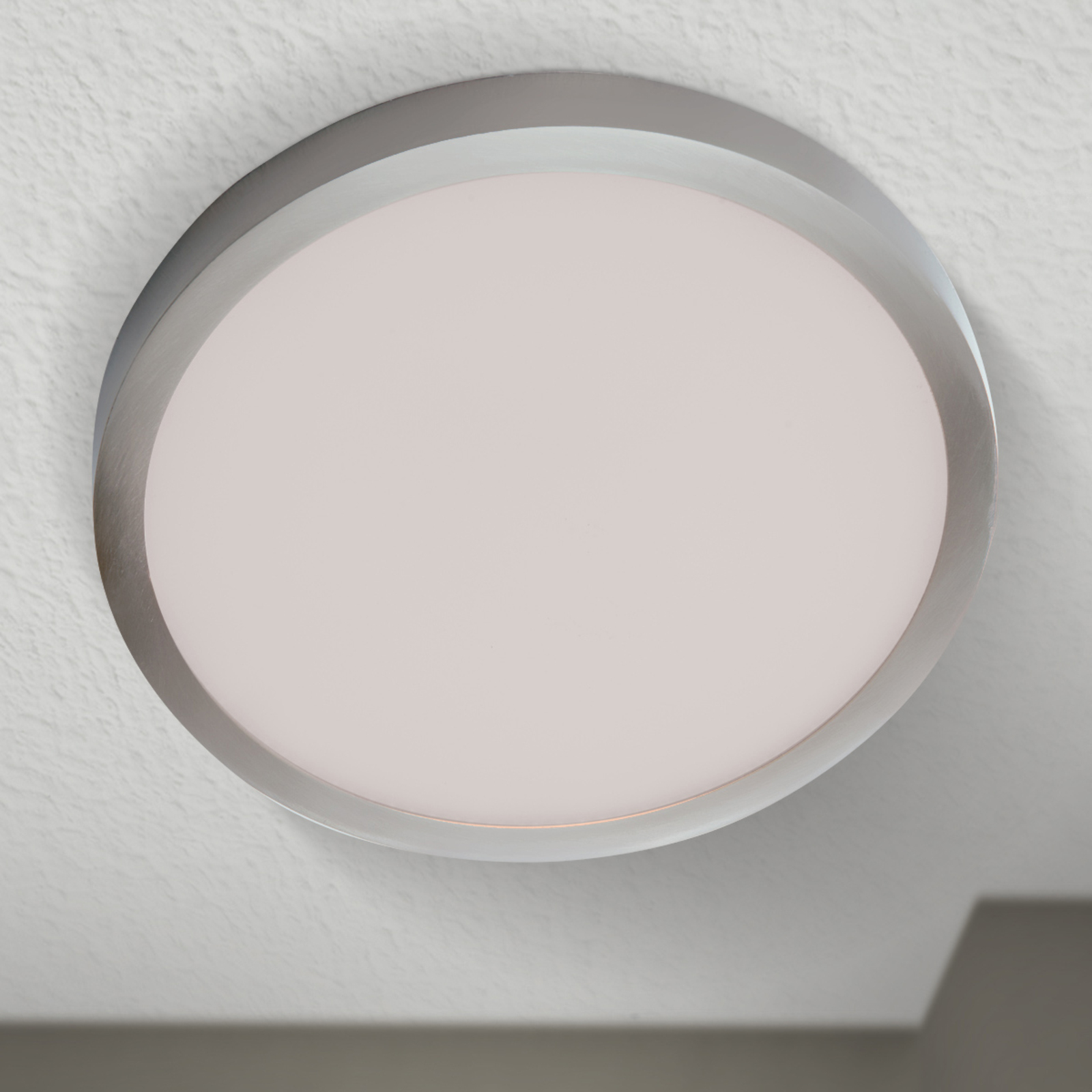 Vika LED ceiling light round matt titanium Ø 23 cm