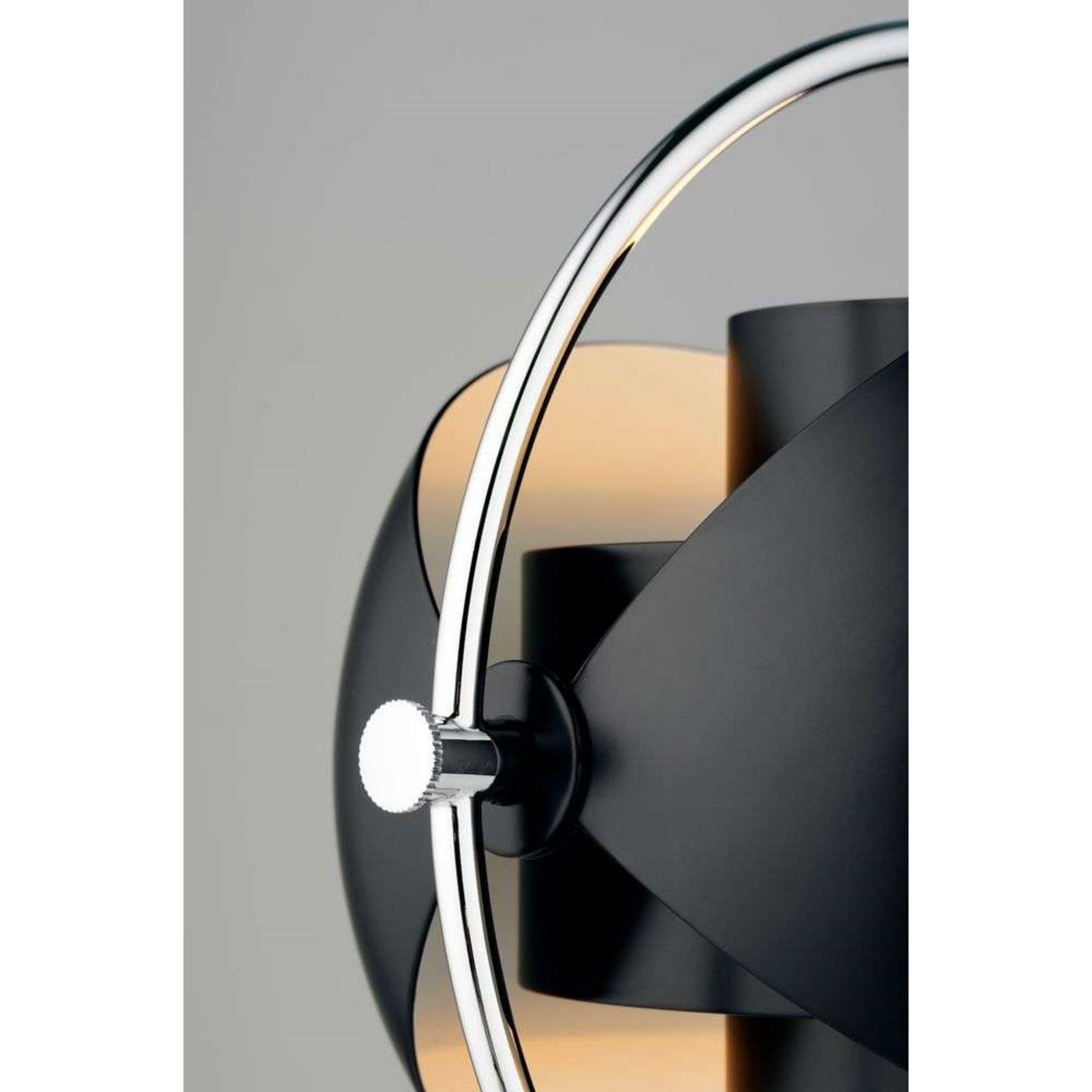 Multi-Lite Lampadar Chrome/Black - GUBI