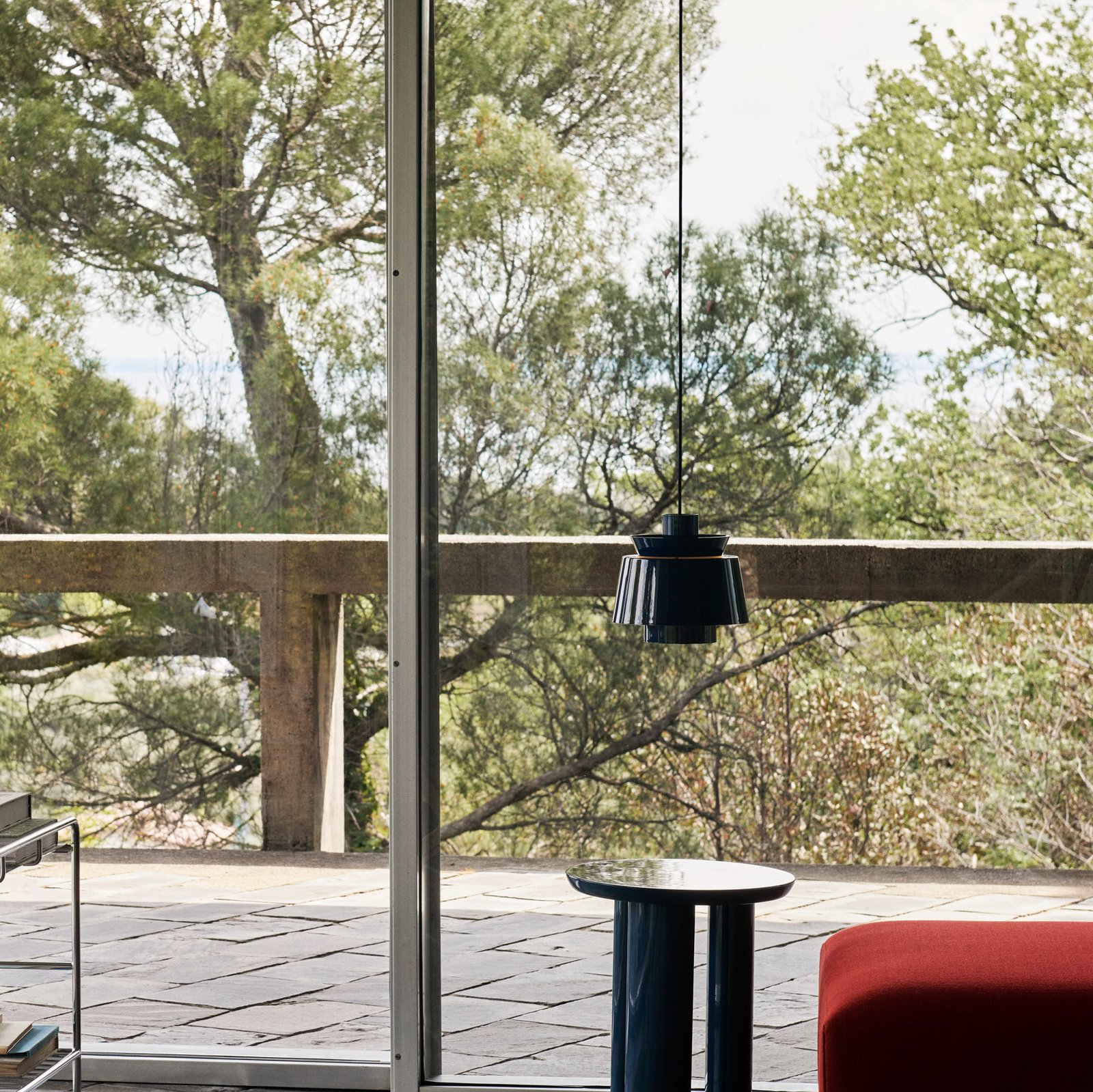 Lámpara colgante Utzon JU1 azul acero - &Tradition