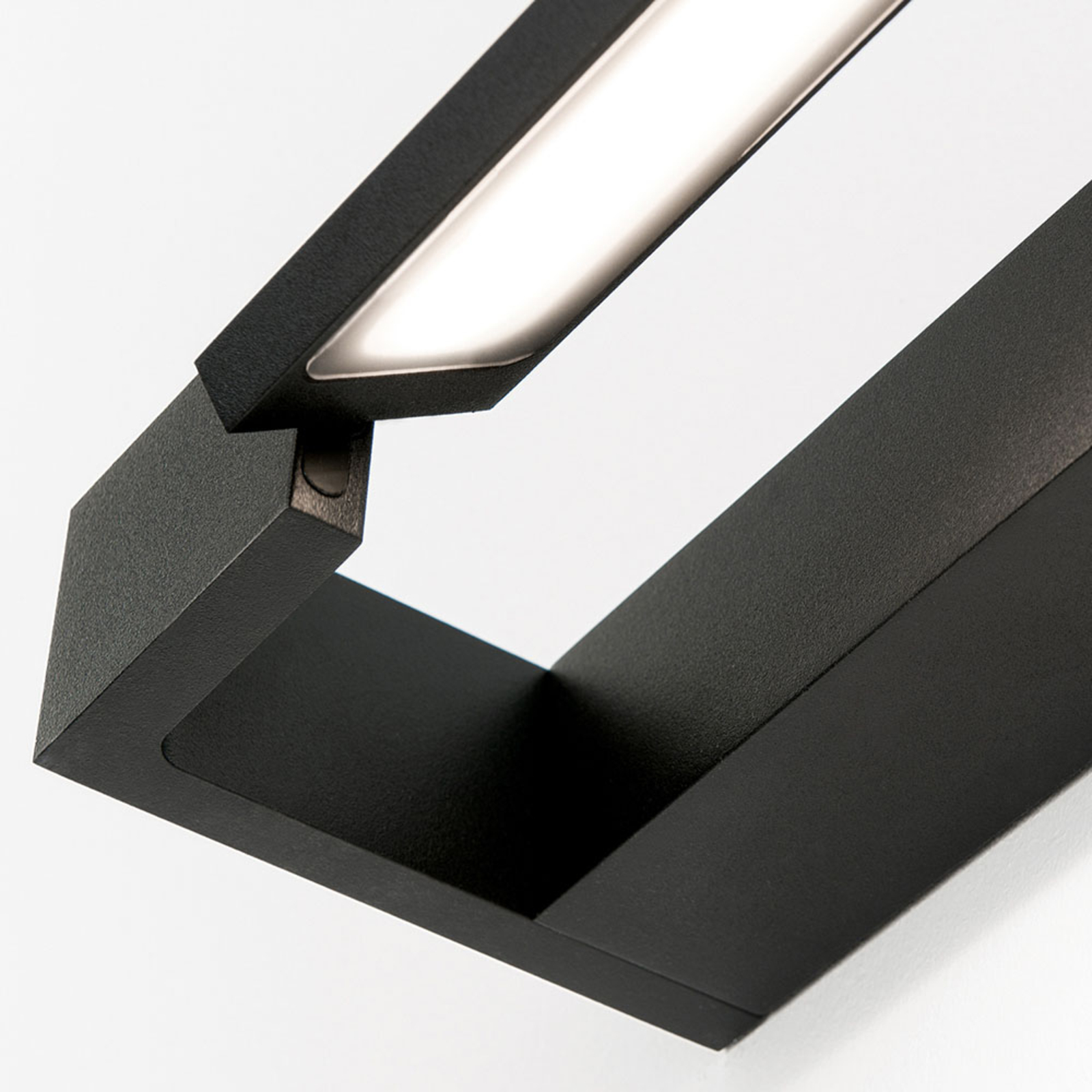 Applique pour miroir LED Marilyn en noir, largeur 60cm