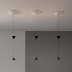Karman Moonbloom LED-riippuvalaisin, jossa on kaksi valoa