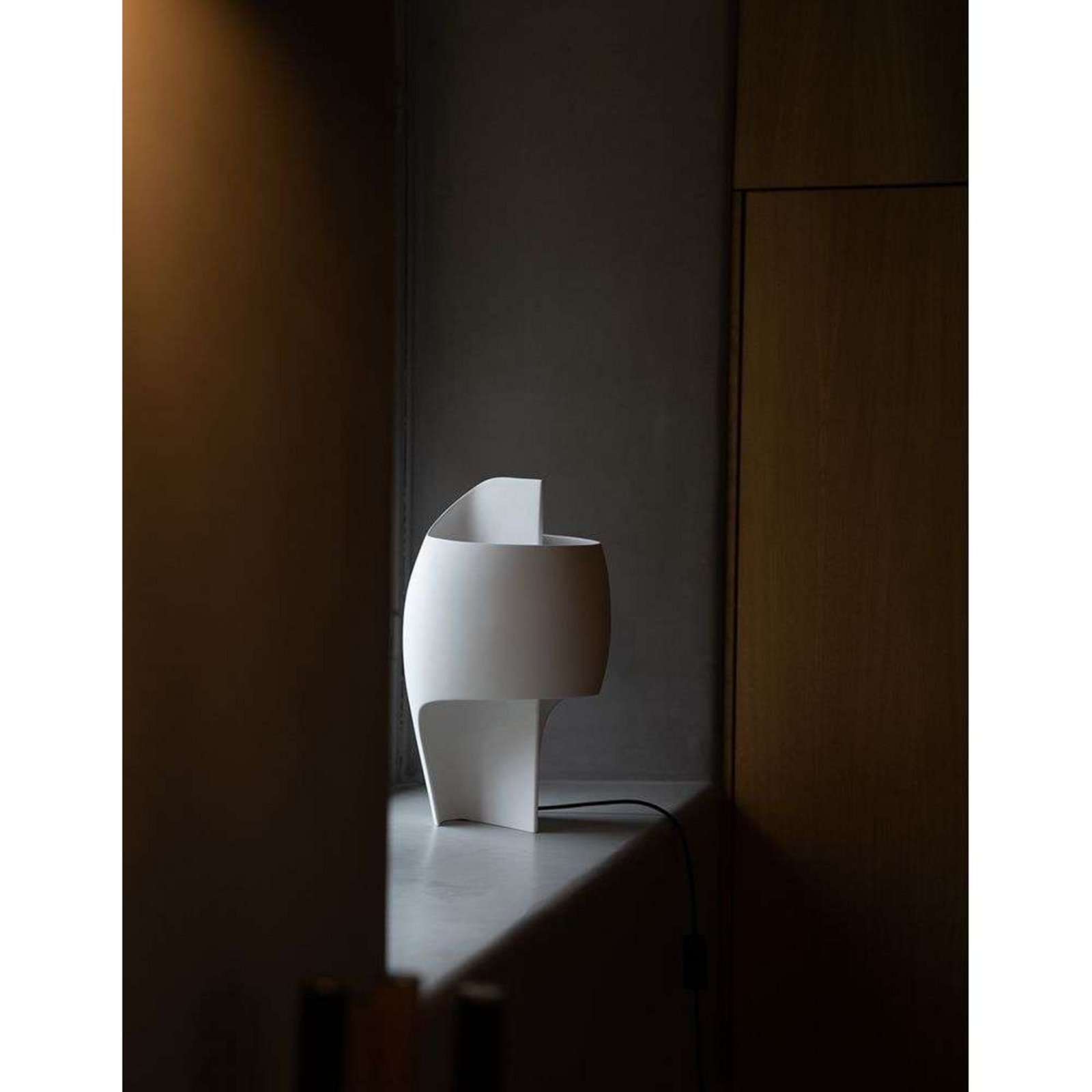 La Lampe B Candeeiro de Mesa White - DCW