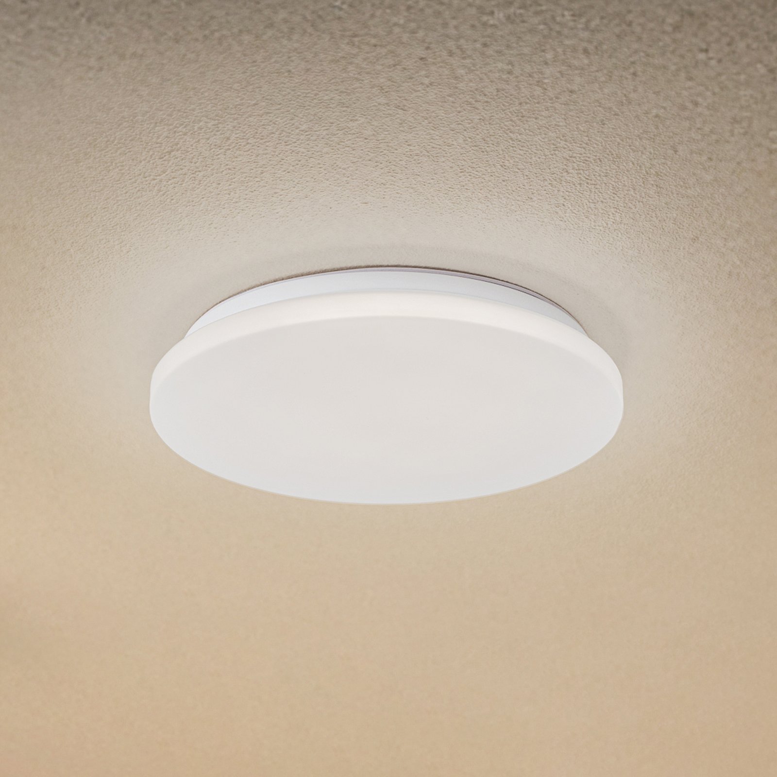 Lindby LED venkovní stropní svítidlo Kirkola, 4000 K, Ø 34 cm, bílé