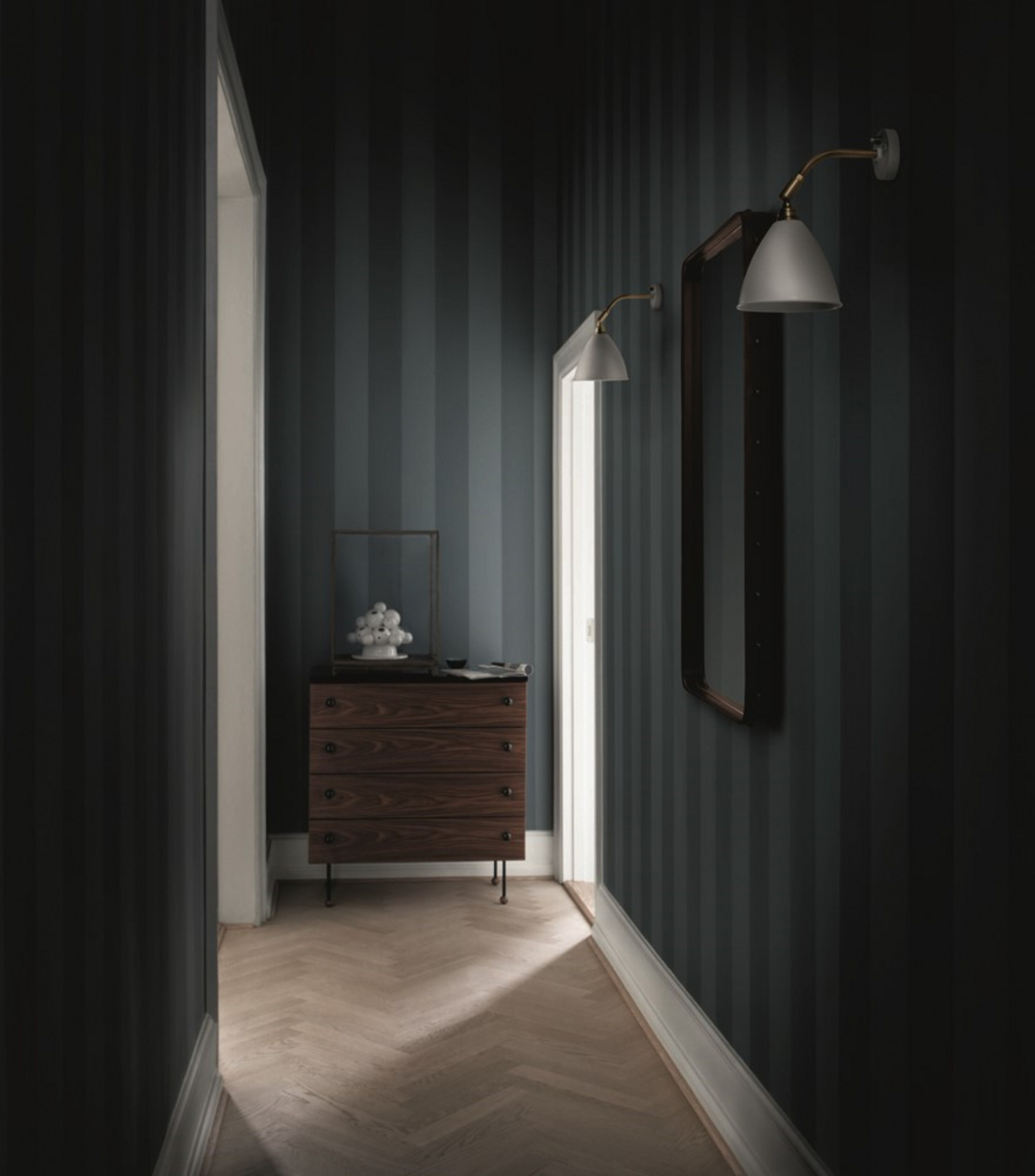 Bestlite BL7 Aplică de Perete ø16 Chrome/Porcelain - GUBI