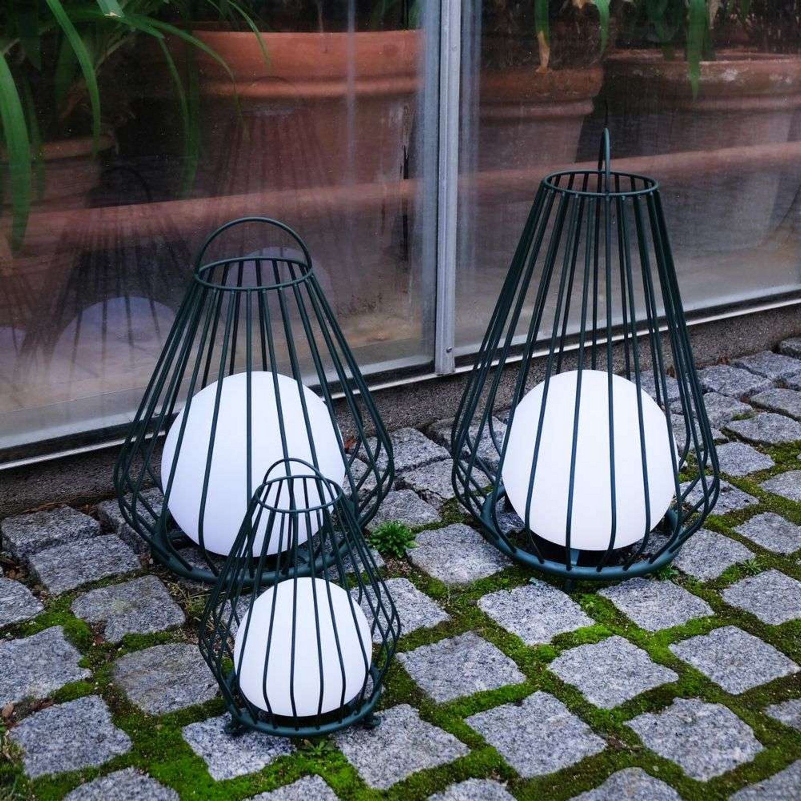 Evesham Outdoor Lantern Small Black - DybergLarsen