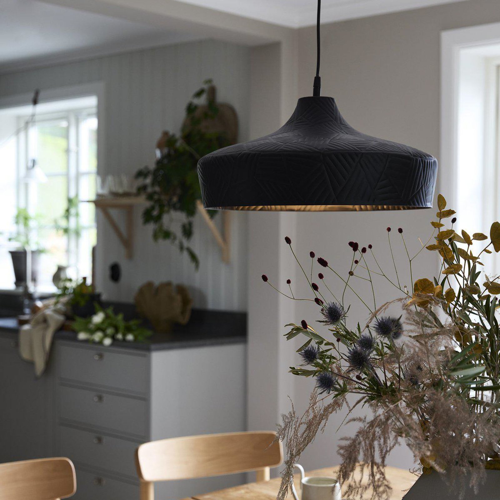 PR Home "Ribble" pakabinamas šviestuvas matinis juodas Ø 45cm
