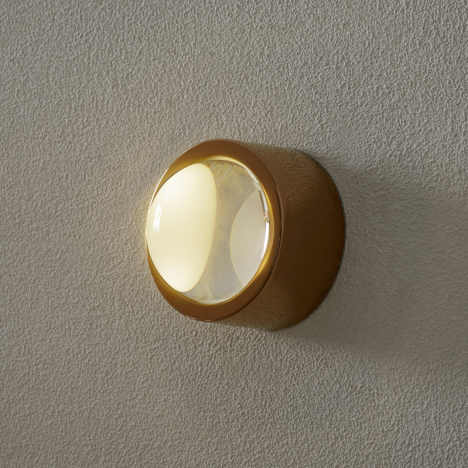 Surface LED wall lamp round | Lights.co.uk