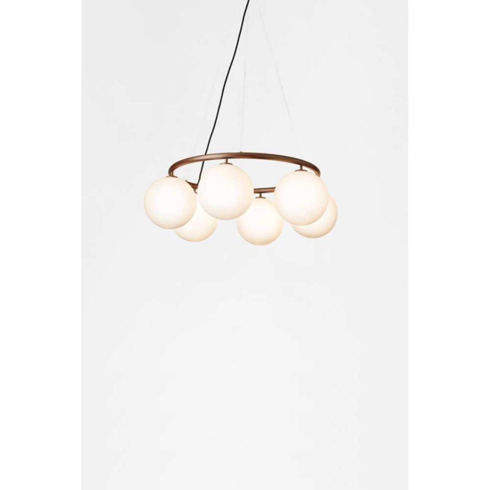 Miira 6 Circular Plafoniere Dark Bronze/Opal White - Nuura