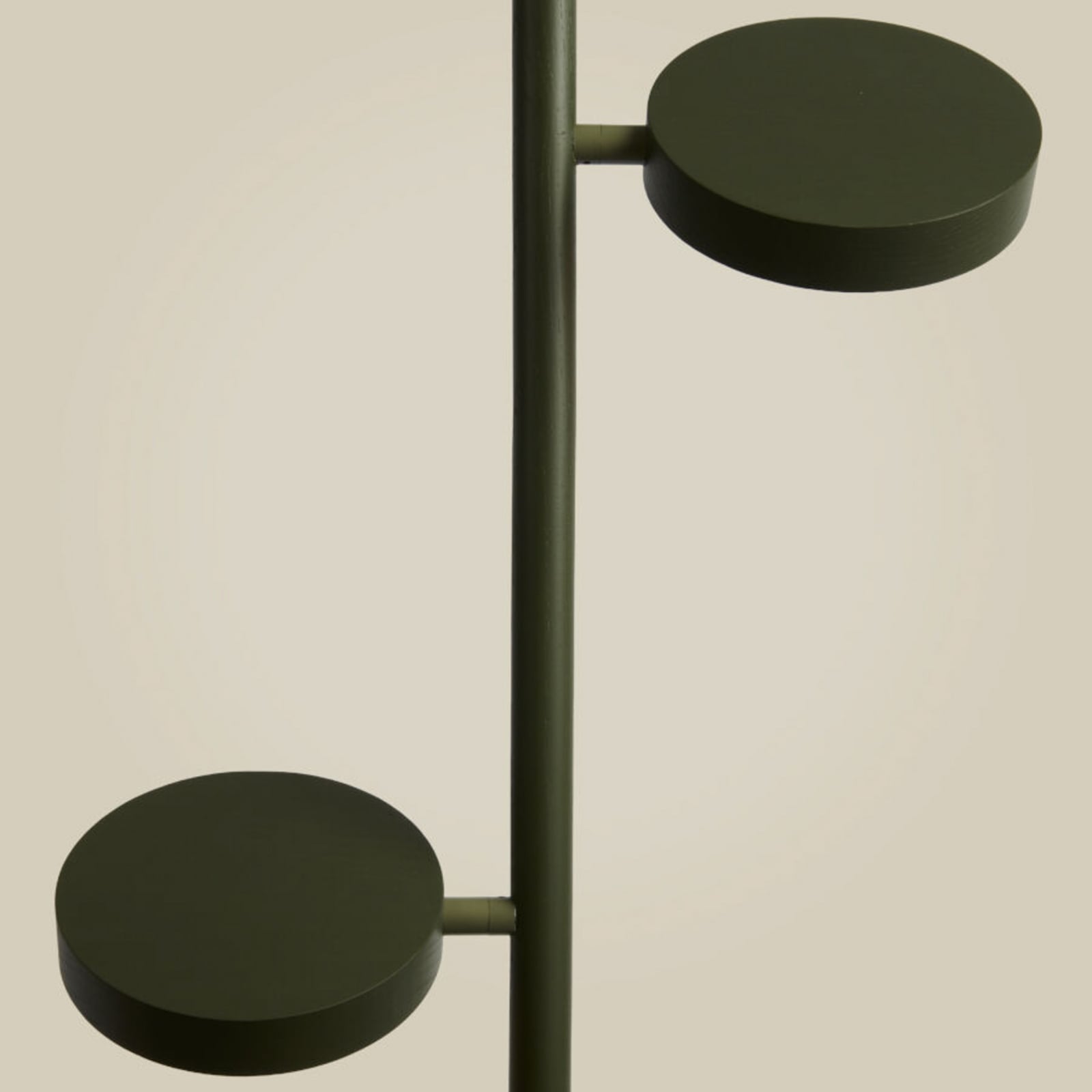 GOOD & MOJO LED-põrandalamp Okinawa, 2-osaline, roheline, 146 cm, puit