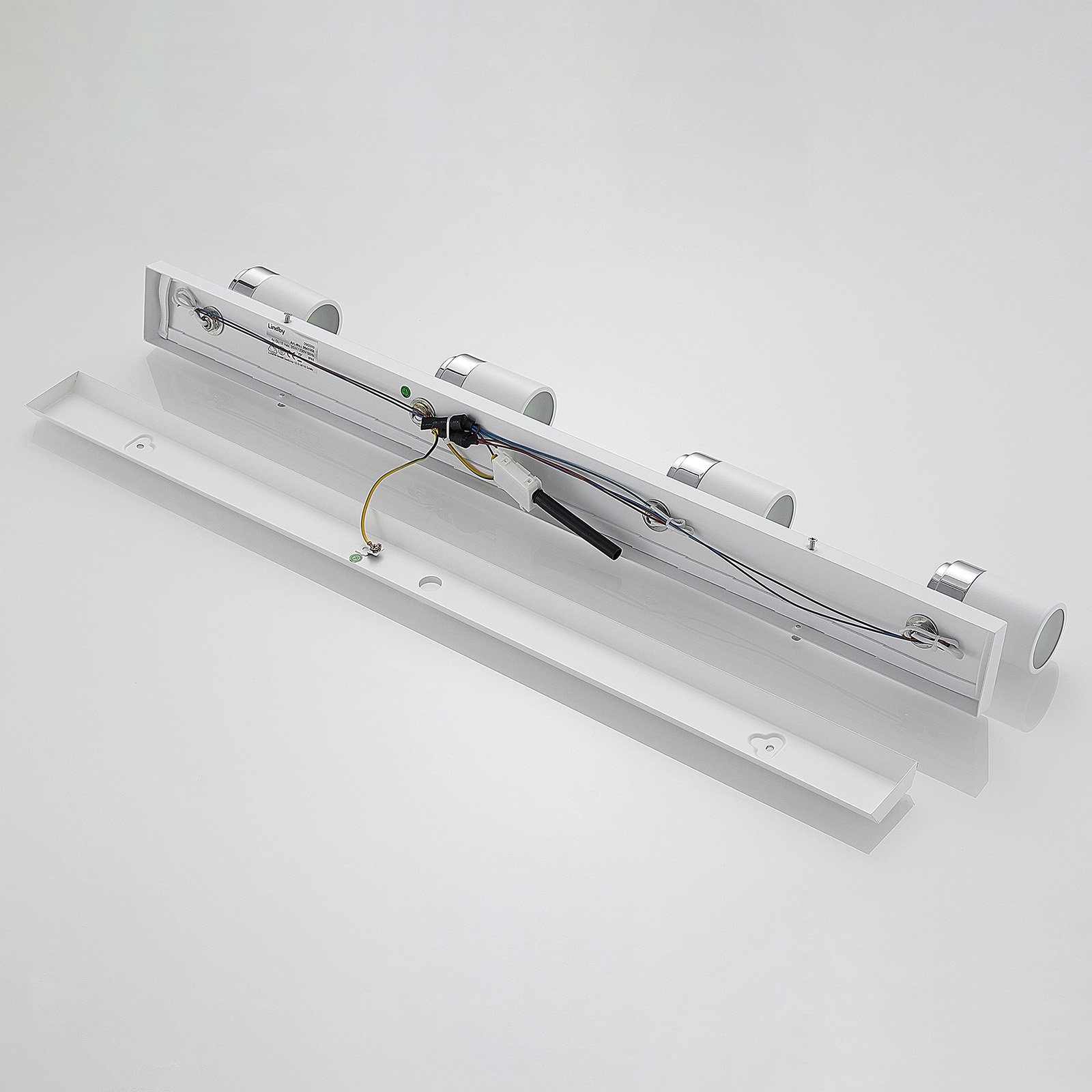 Kardo 4 Ceiling Lamp White/Chrome - Lindby