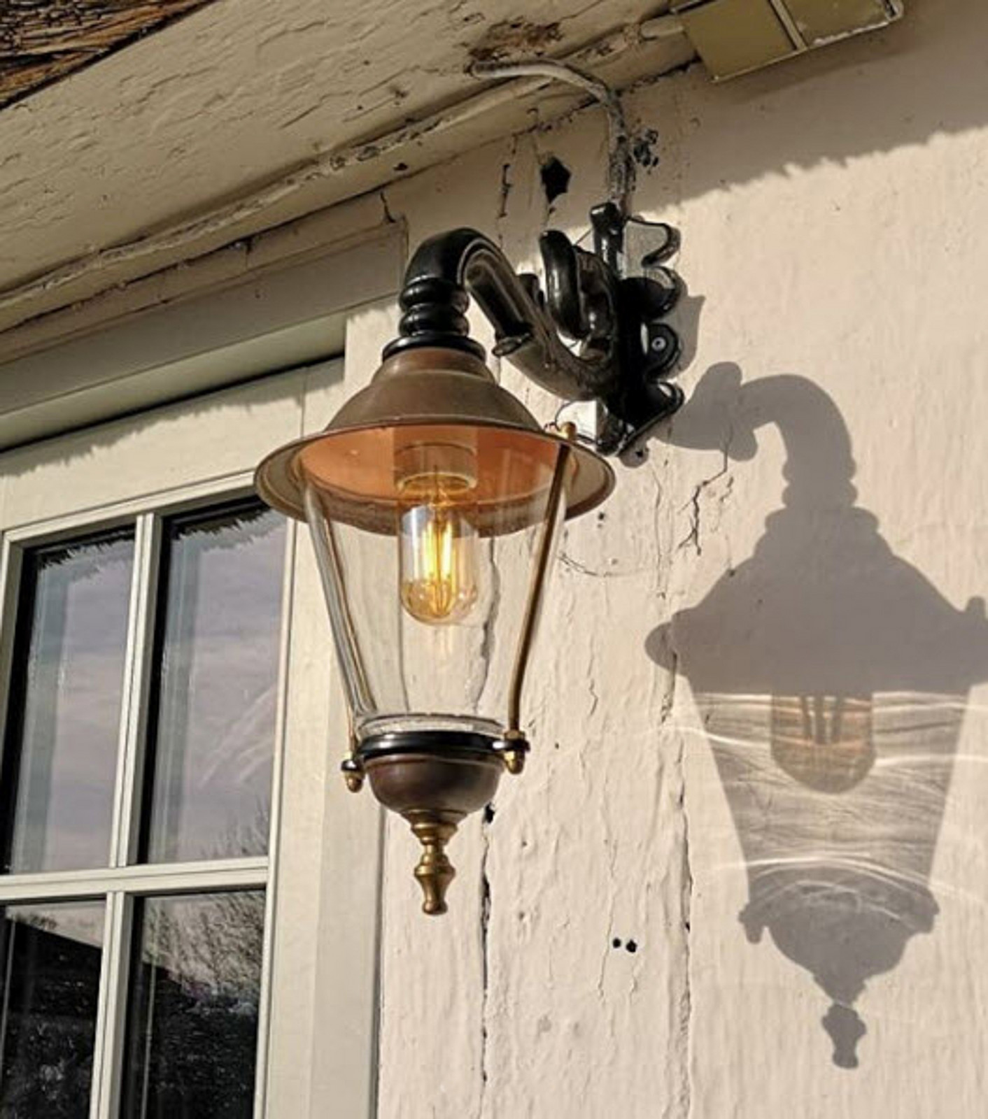 K.S. Verlichting Hoorn - Candeeiro de parede para exterior, casquilho inferior, preto - Antiguidade - Metal