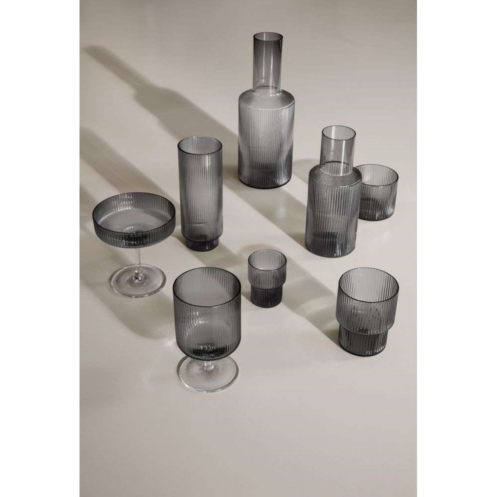 Ripple Small Carafe Set Smoked Grey - ferm LIVING