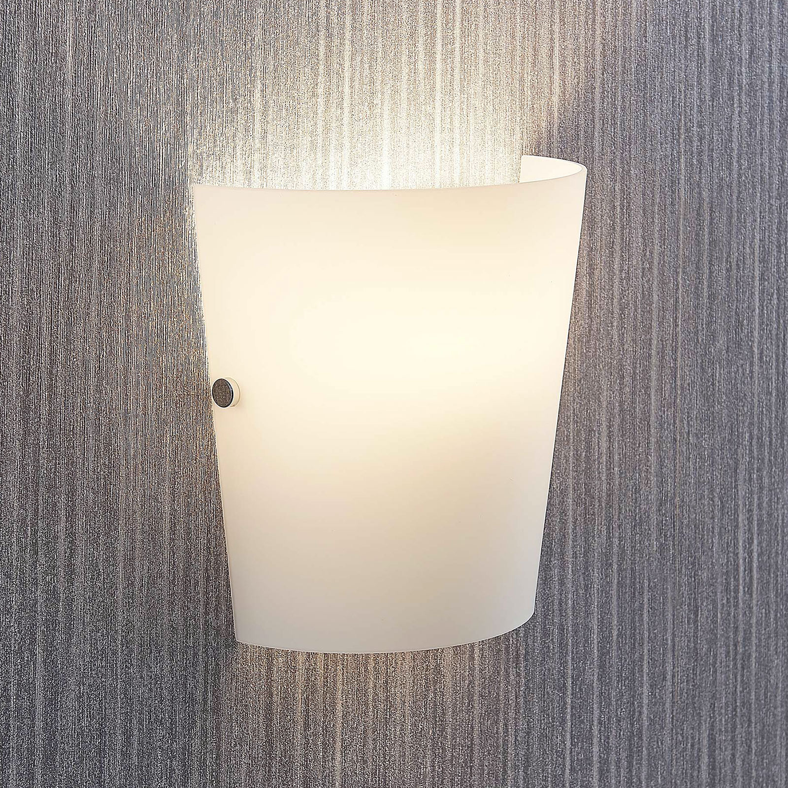 Lucande Calpurnia glass wall light, for Living / Dining Room, glass, metal, E14, 40 W, energy efficiency: A++, W: 19.5 cm, H: 19.5 cm