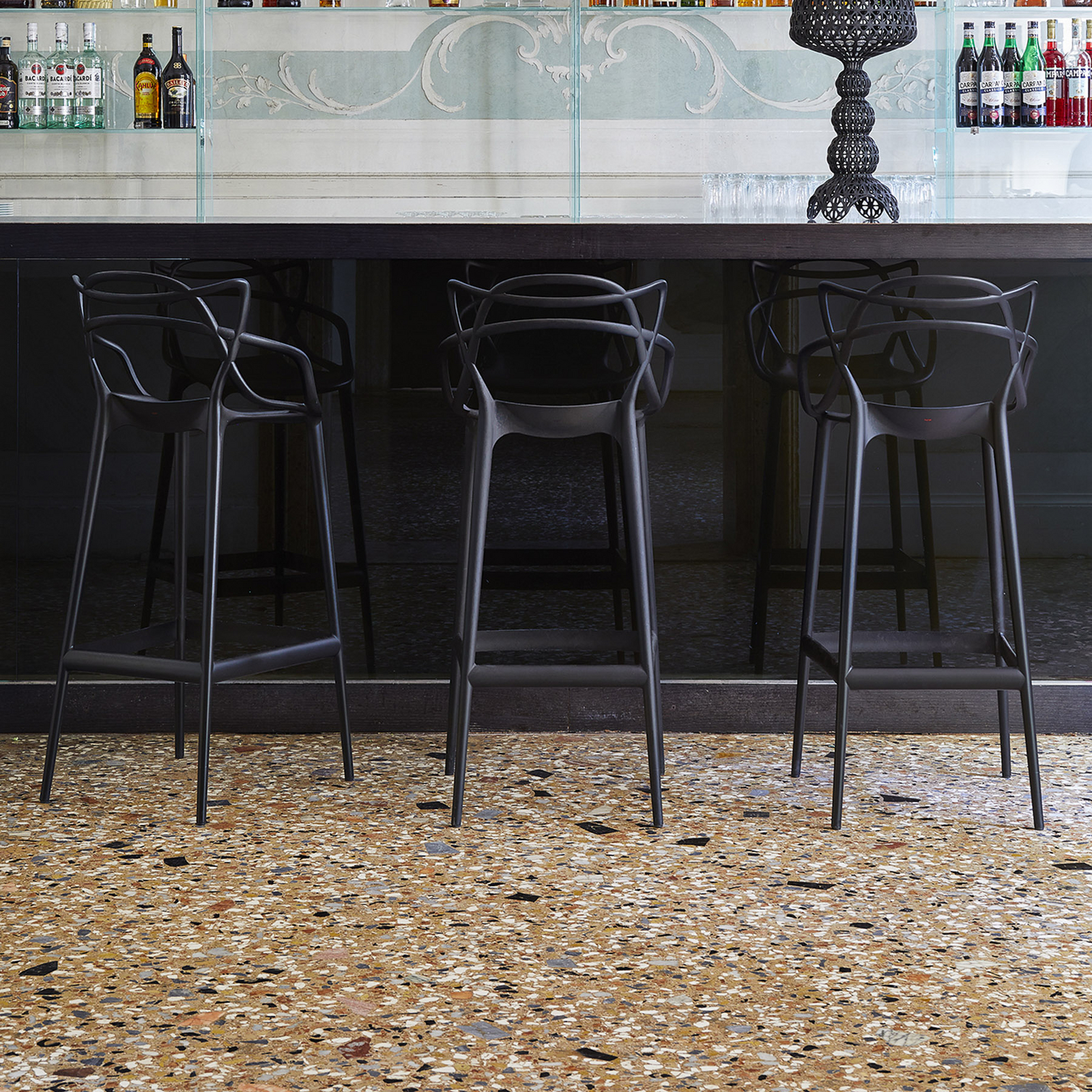 Masters barstol, svart, høyde 99 cm - Kartell