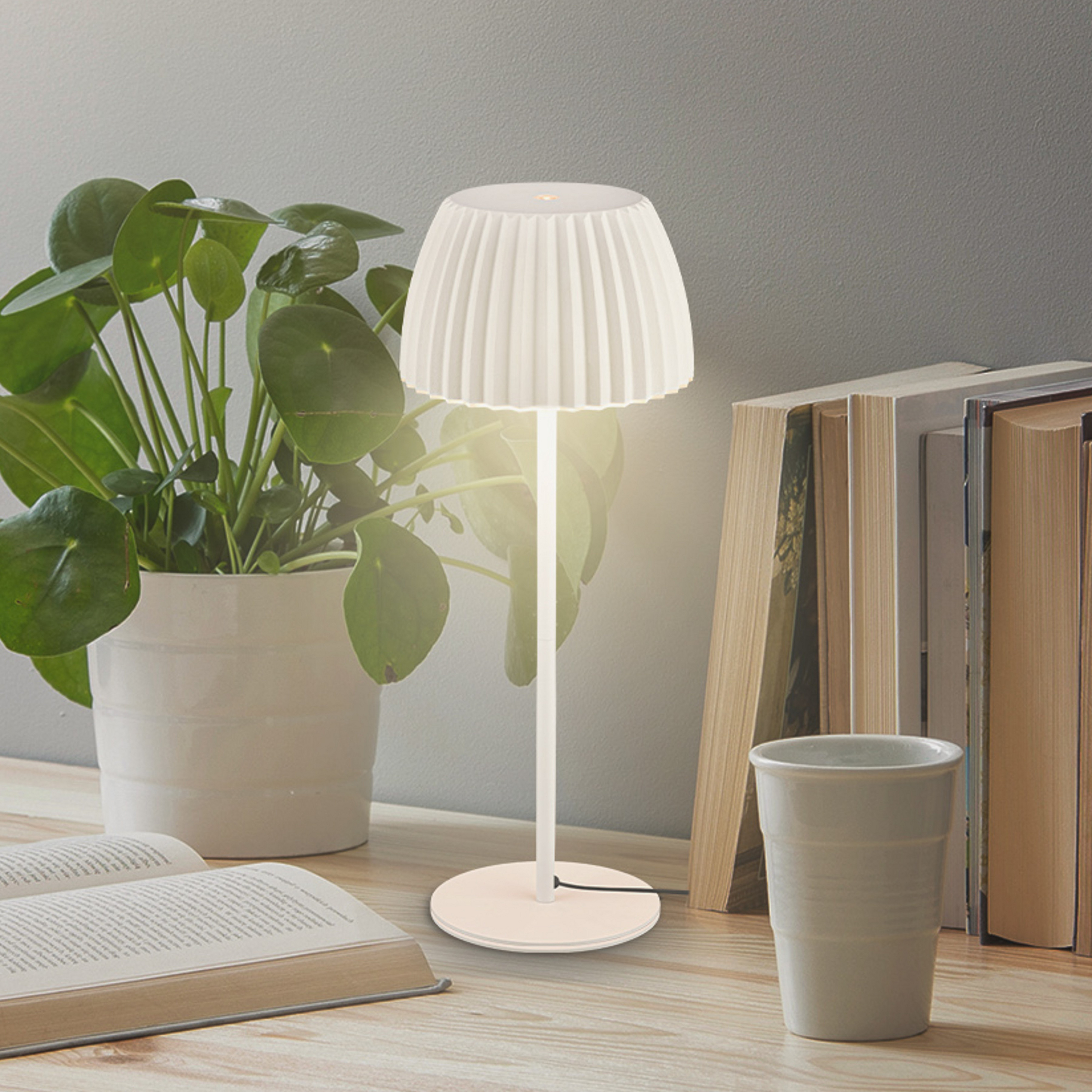 LED-Tischlampe Loca, altweiß, Höhe 36 cm, Metall/Kunststoff