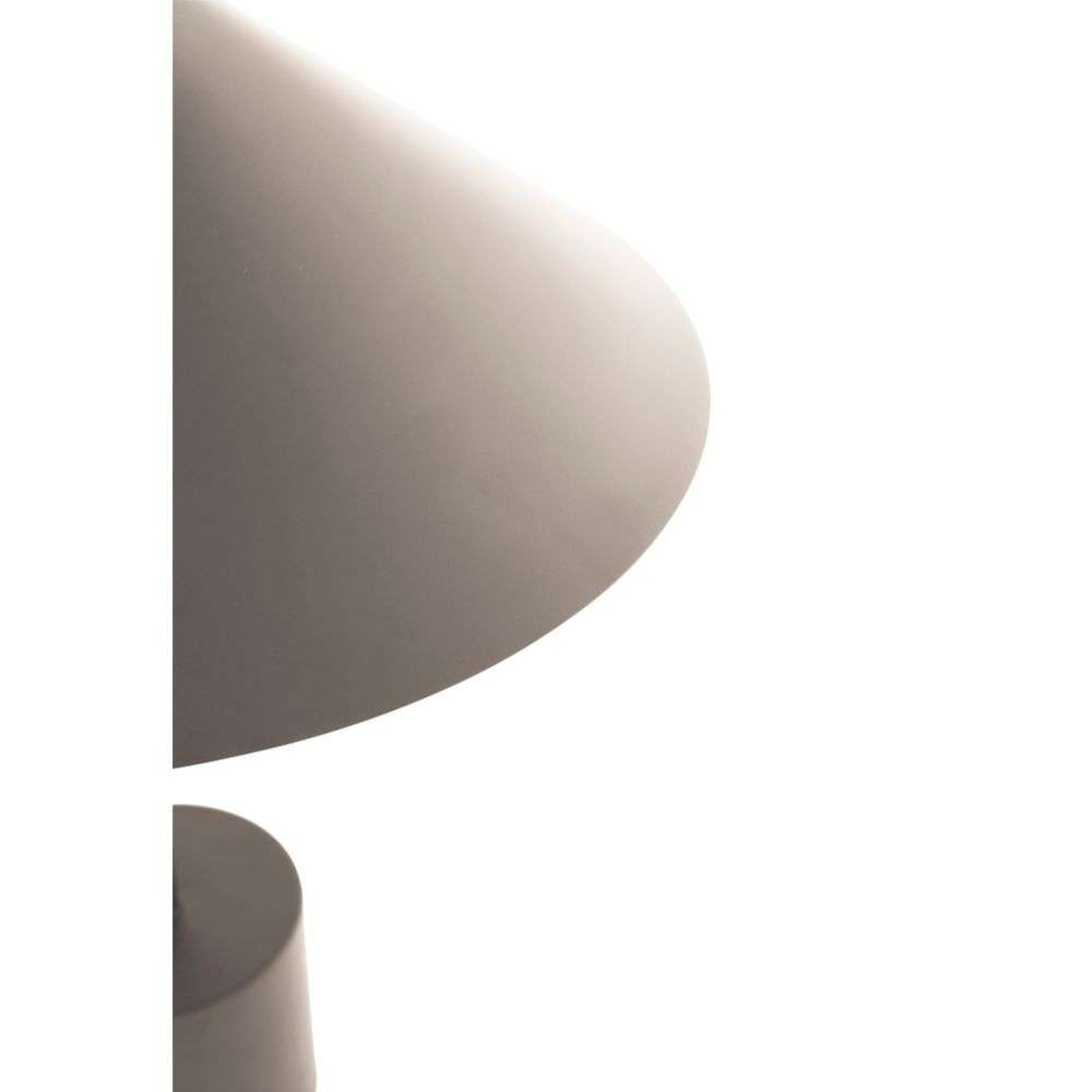 Lampa stołowa OYOY Living Design „Kasa”, beżowa, metalowa, E14 Lampa stołowa OYOY Living Design „Kasa”, beżowa, metalowa, E14