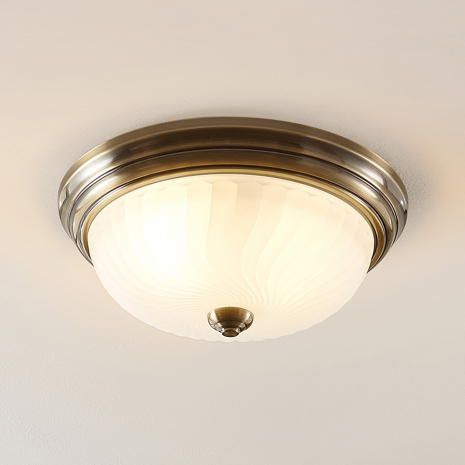 Pakka Plafonnier Opal/Antique Brass - Lindby