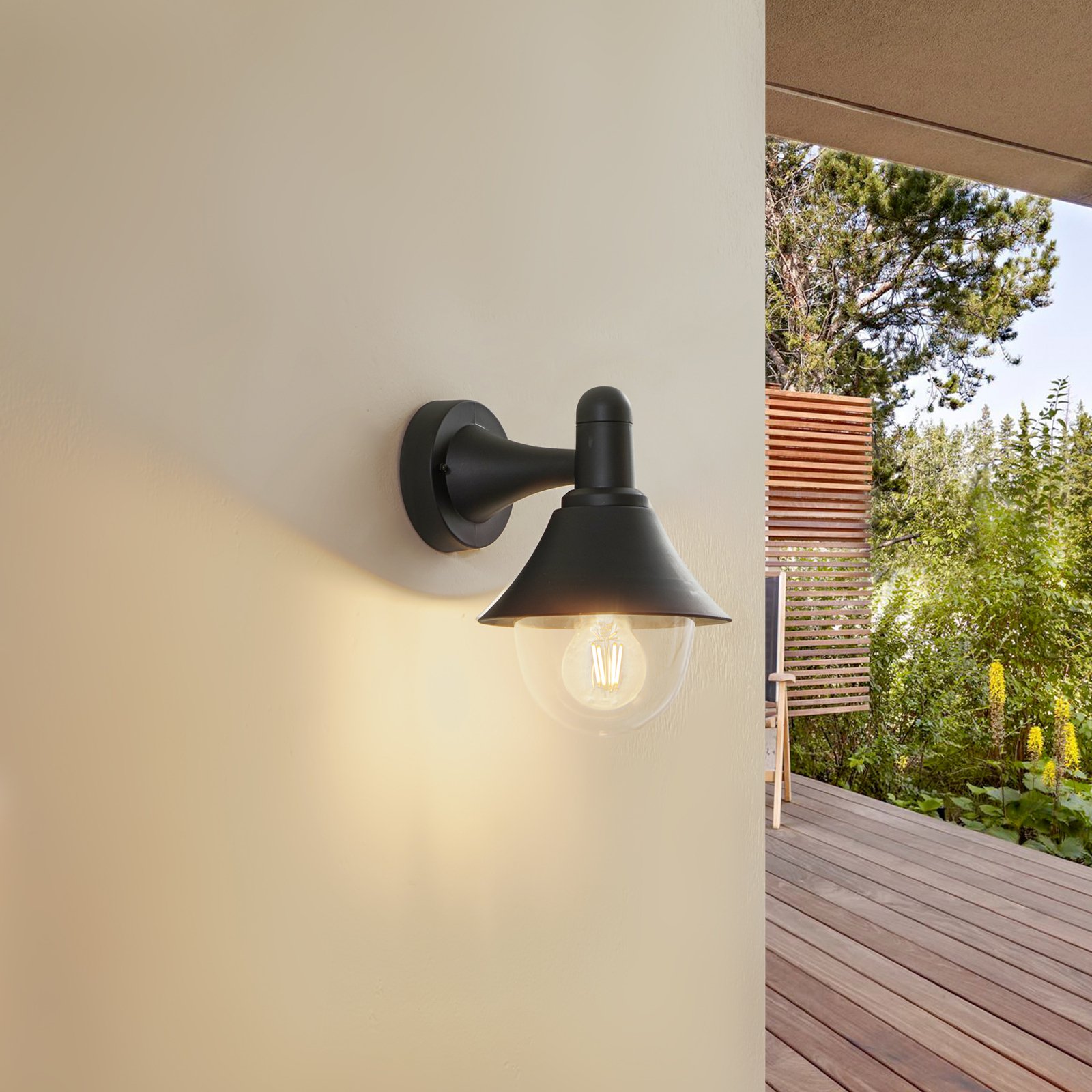 Lindby outdoor wall light Keicy, black, plastic, IP44