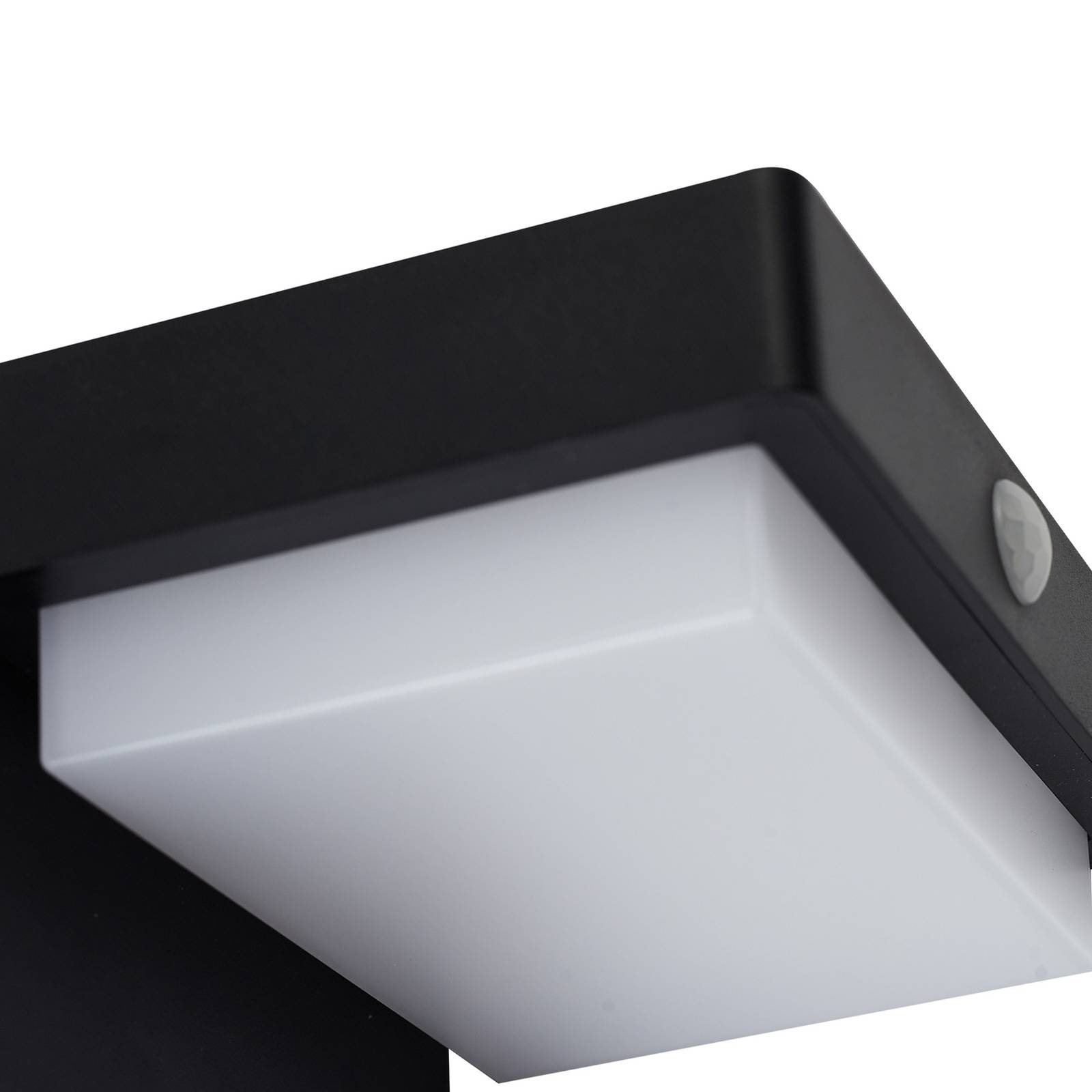 Lindby LED solarny kinkiet Eleazar, czarny, czujnik, ściemniany