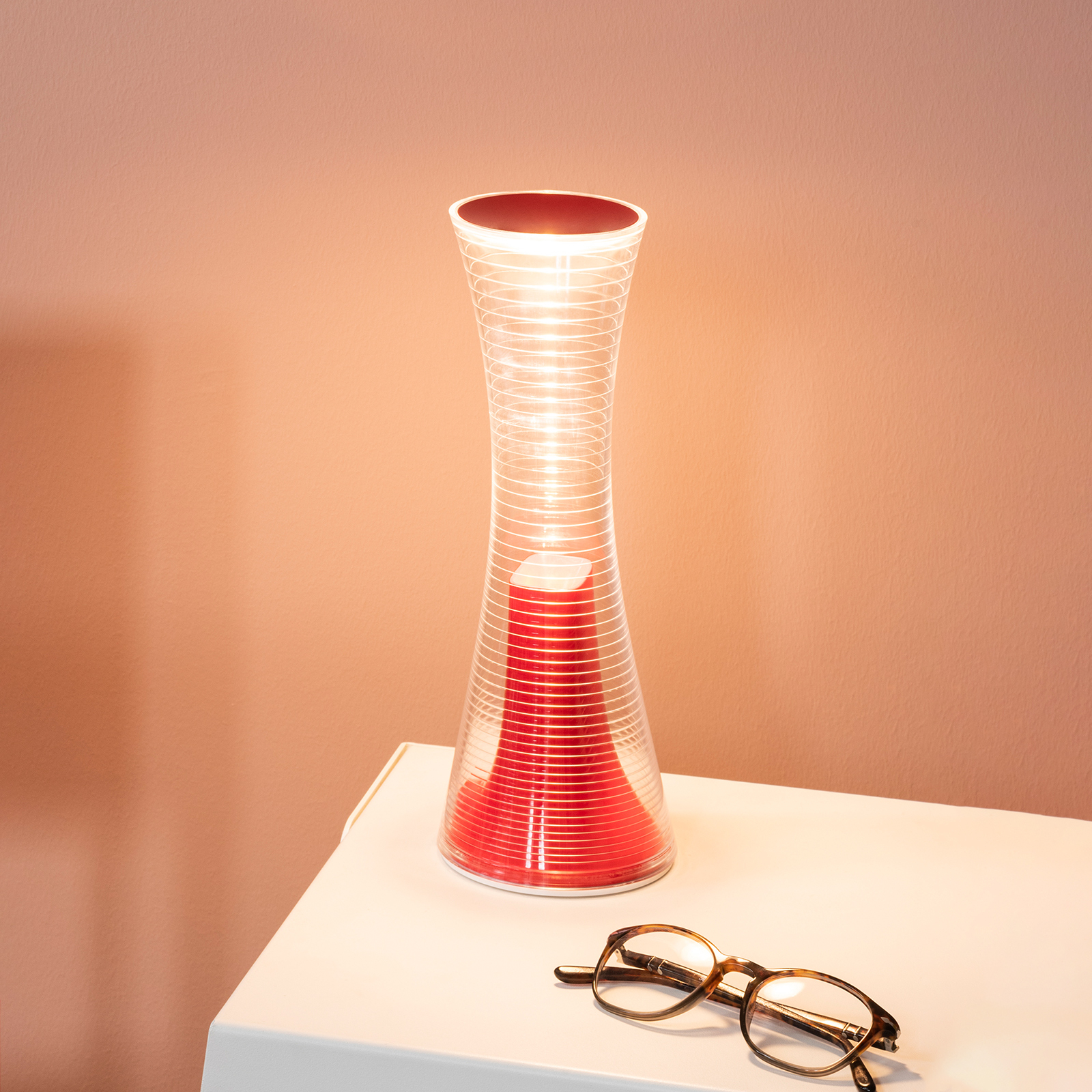 Artemide Come Together LED-bordlampe r?d - dimbar - nattbordslampe - design lampe Stue / spisestue - plast