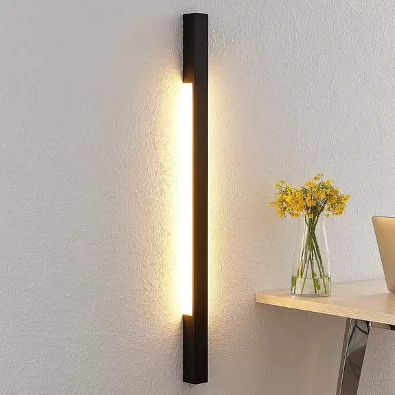 Lampenwelt Arcchio Ivano LED-Wandleuchte, 91 cm, schwarz