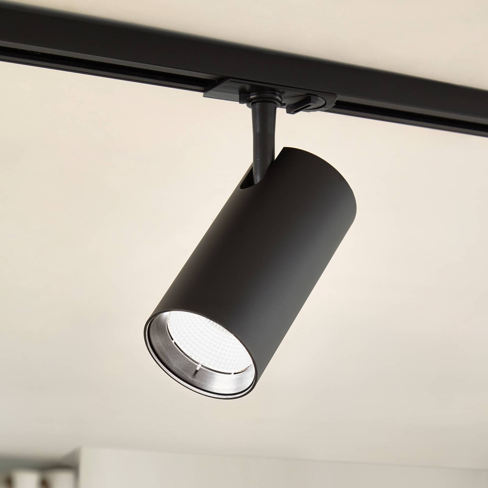 Lindby LED-skenespot Linaro, svart, Ø 7 cm, aluminium, CCT