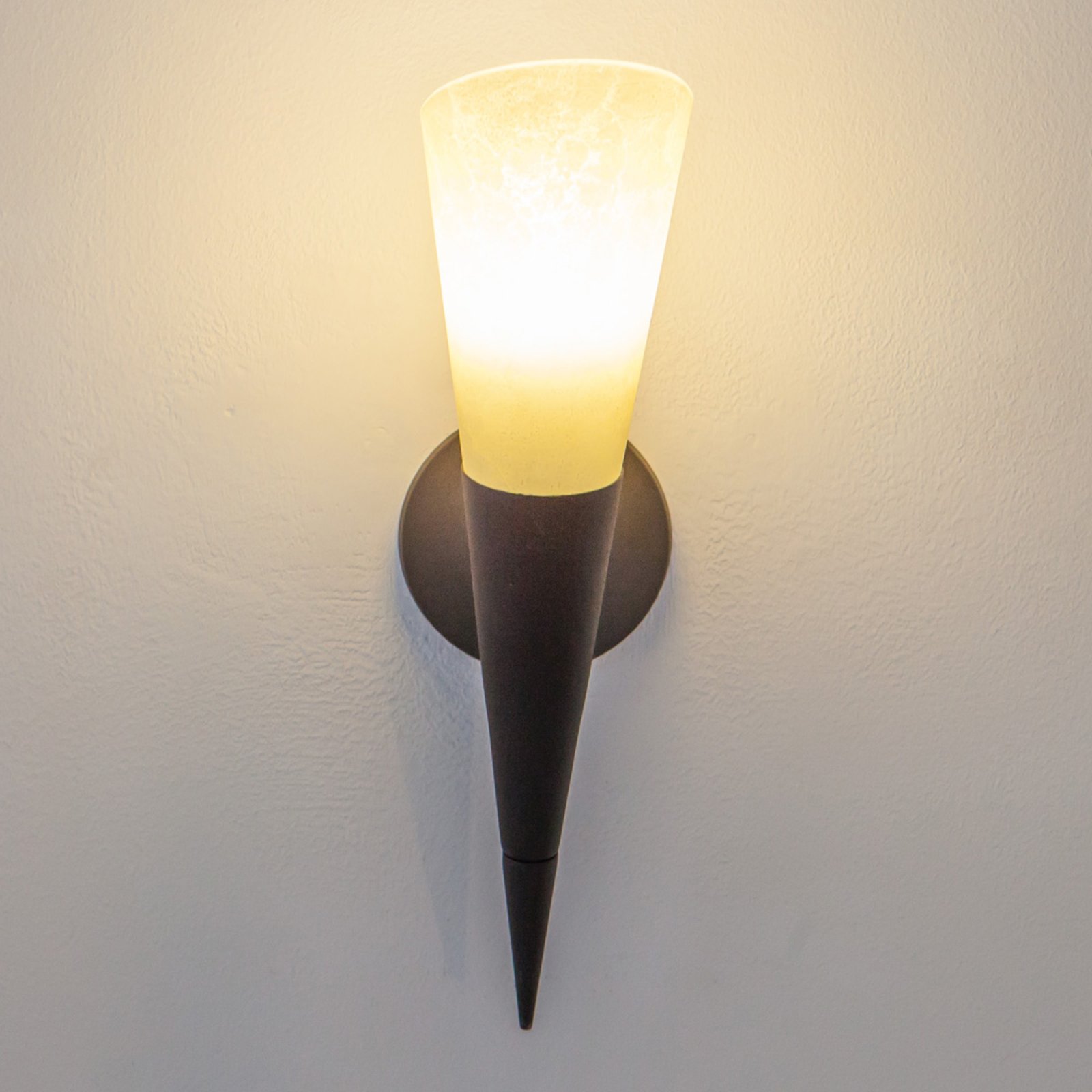 Alva Vägglampa Rust/Cream - Lindby
