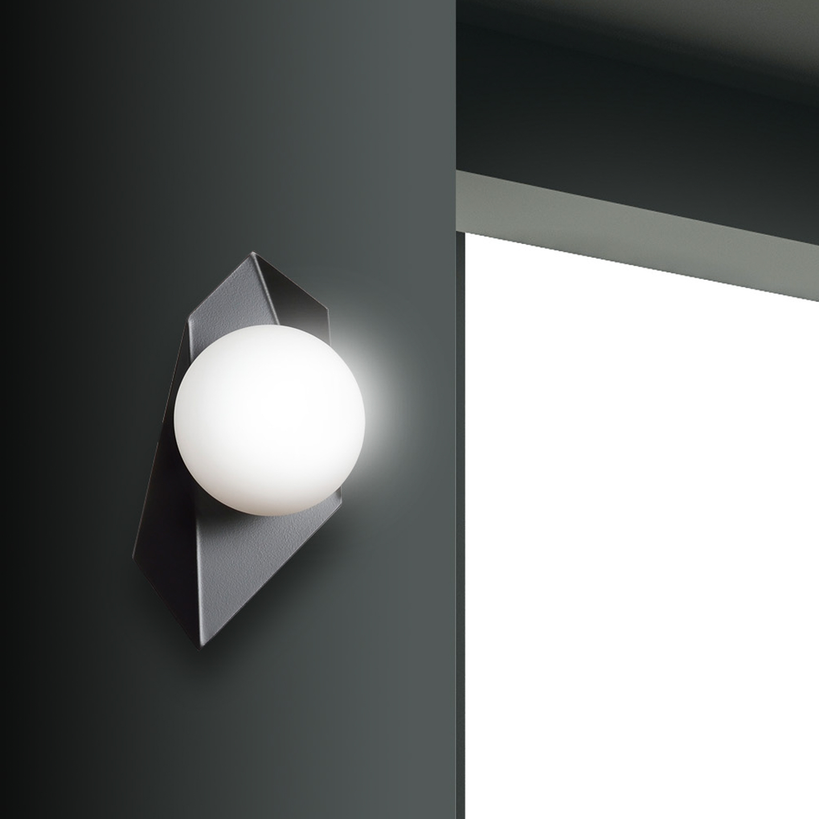 Shield wall light in black and white, one-bulb
