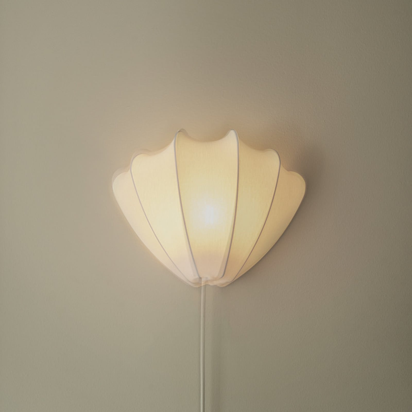 Anna væglampe, bomuld, hvid, Ø 45 cm Watt & Veke - Soveværelse - Design - Stof / tekstil billede