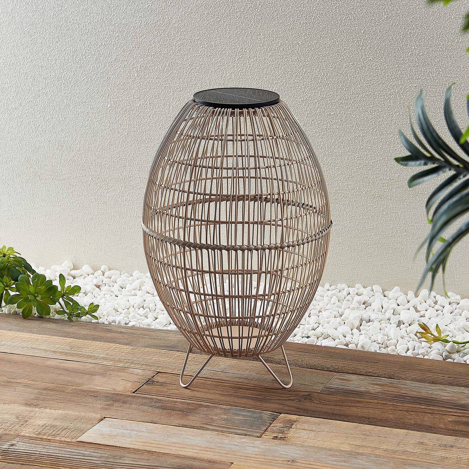 Lindby Josina LED-solcellelygte rattan-look